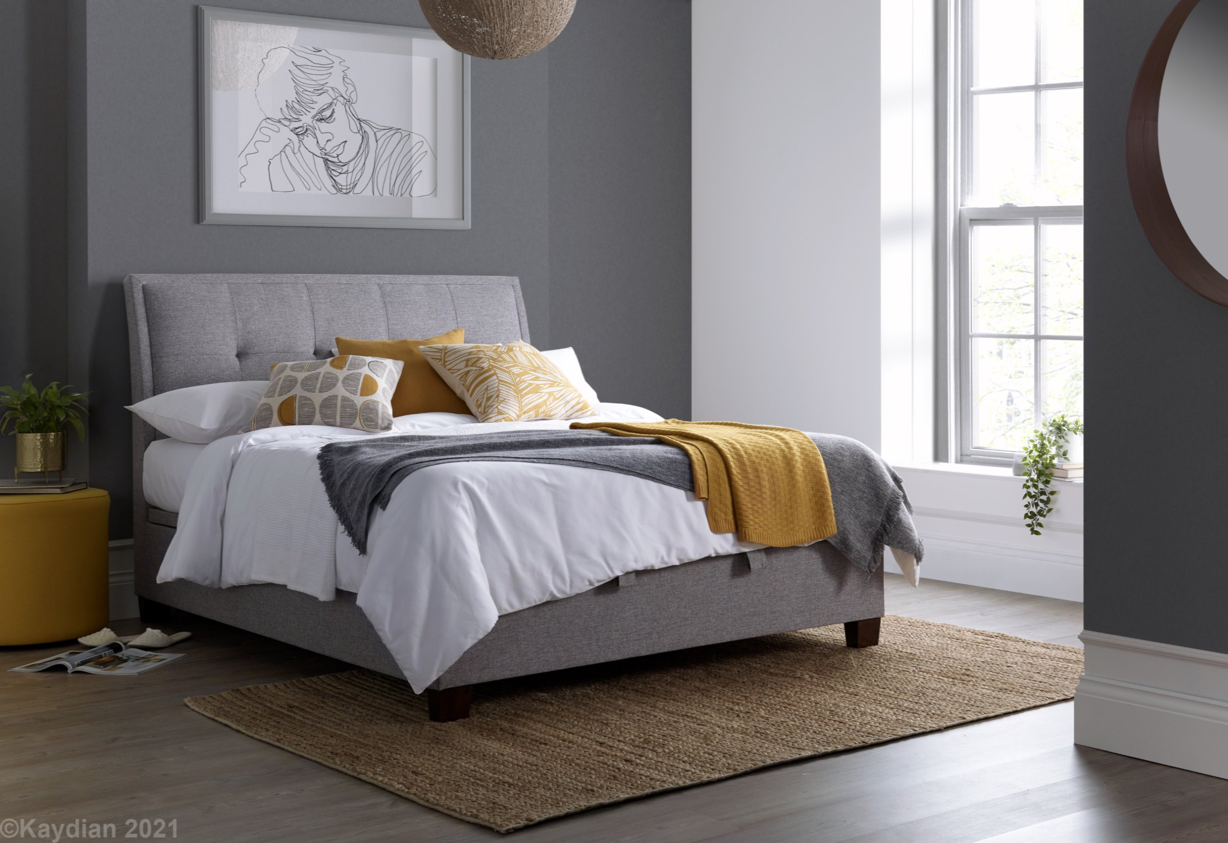 Accent Ottoman Bed, Marbella Grey, Lifestyle image.jpg