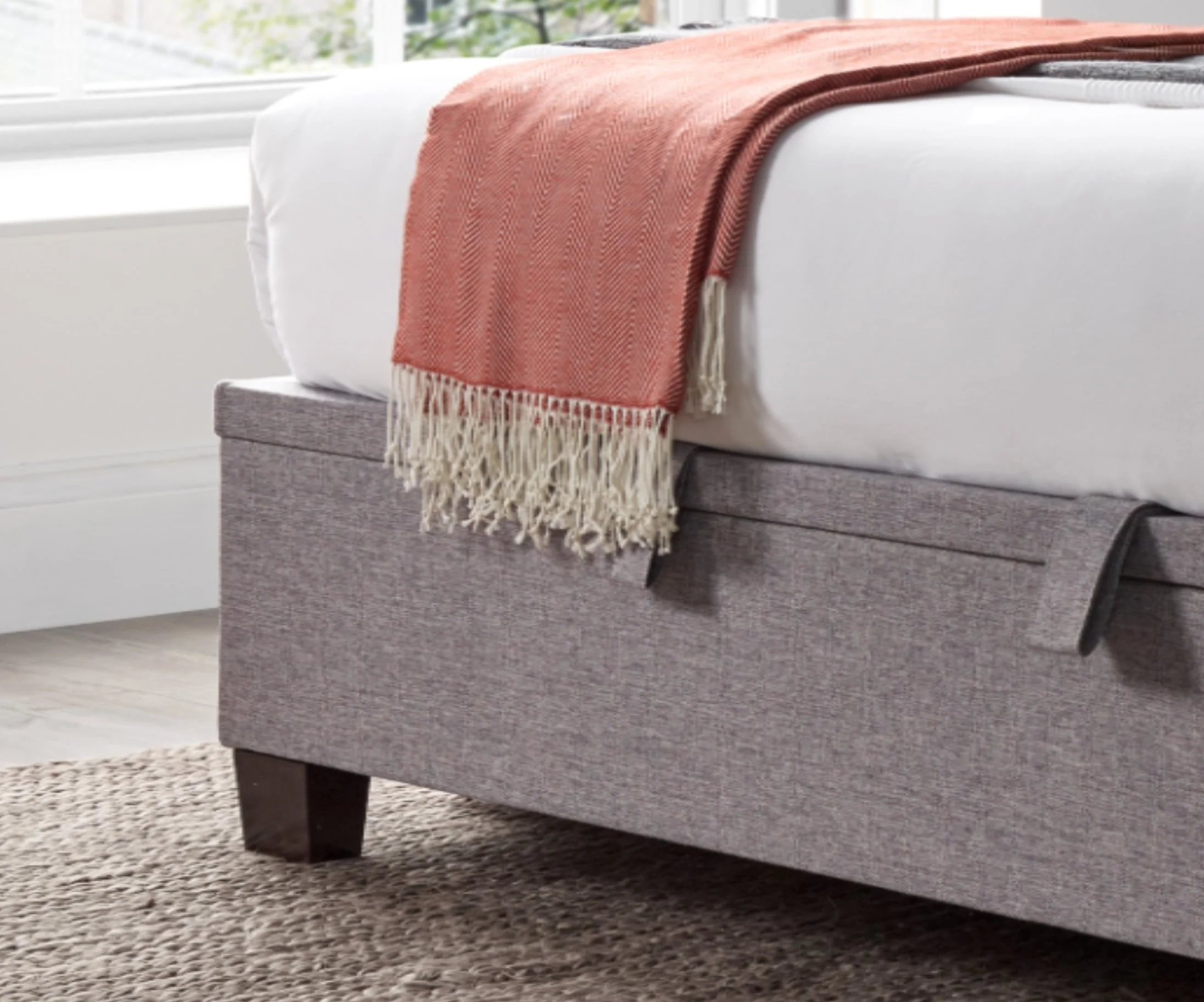 Accent Ottoman Bed, Marbella Grey, Footend.jpg