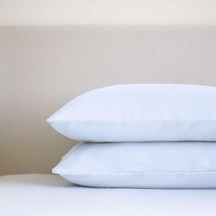 Night-Lark_Plain-Dye_Pillowcase-pair_White_4.webp