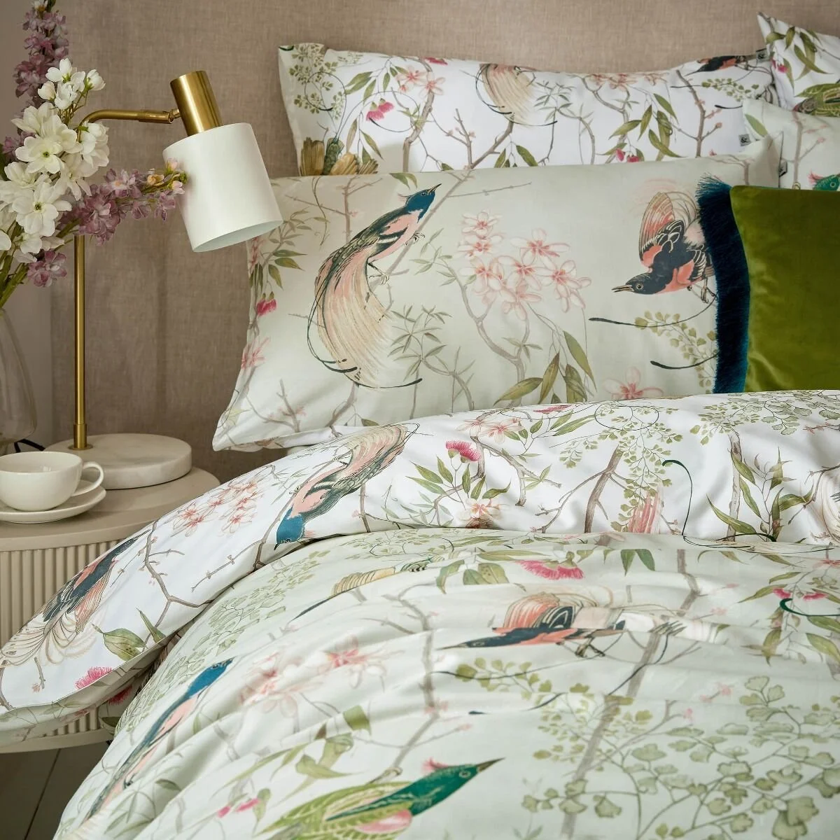 clavering_birds_cameo_1_final_for_email.jpg