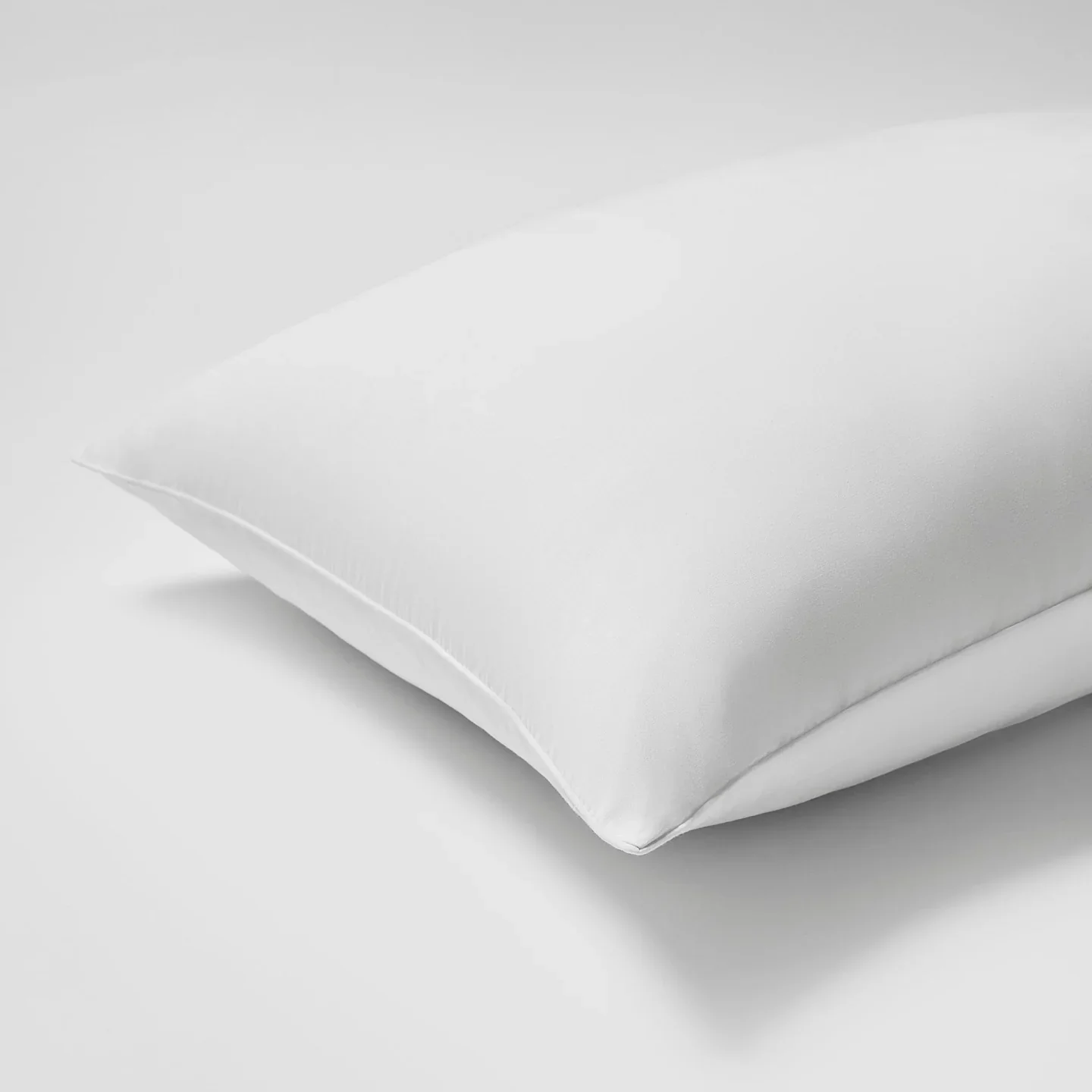 SD_PILLOW_DETAIL (1).webp