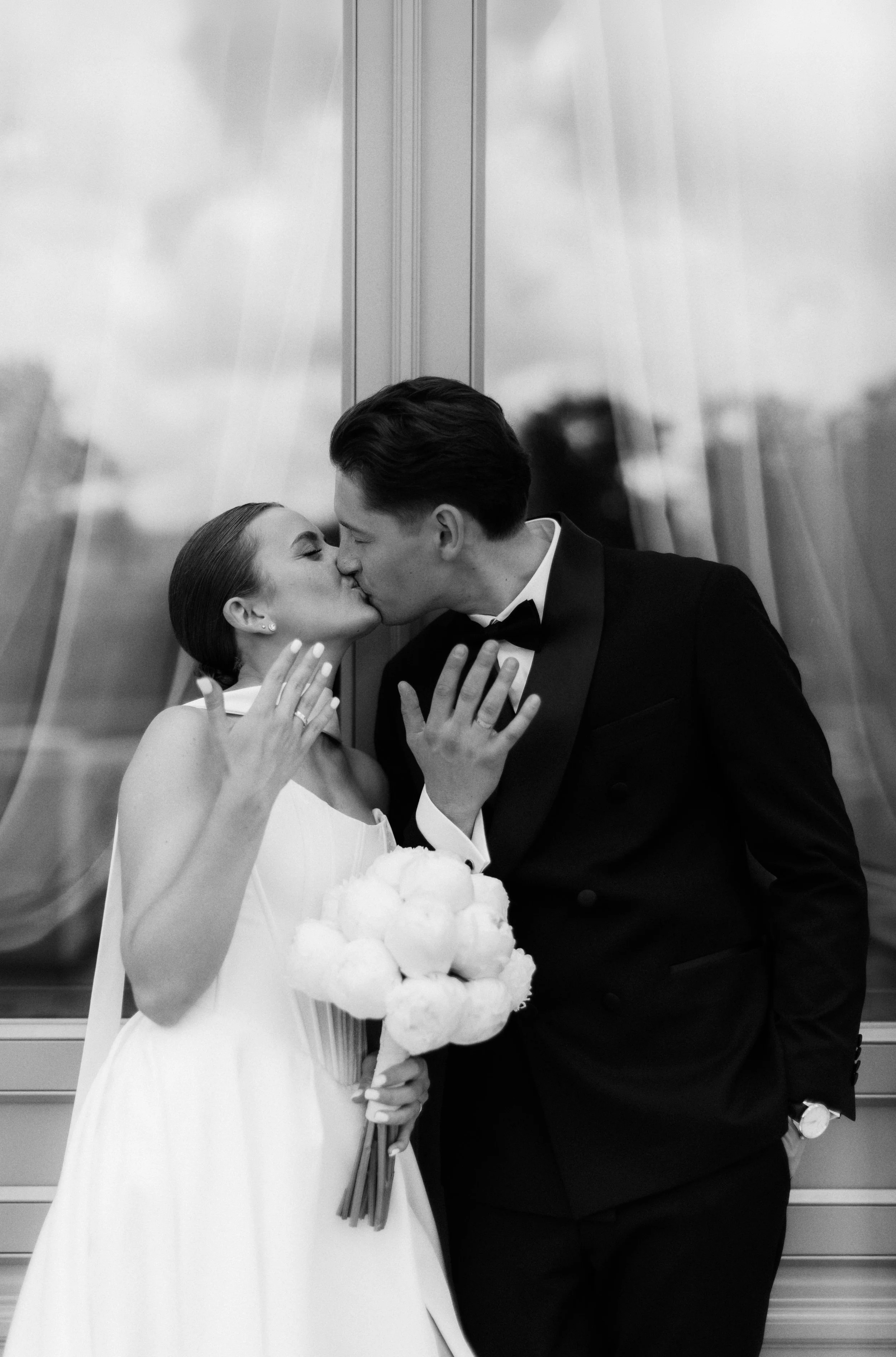 erikauphoto581bw.jpg