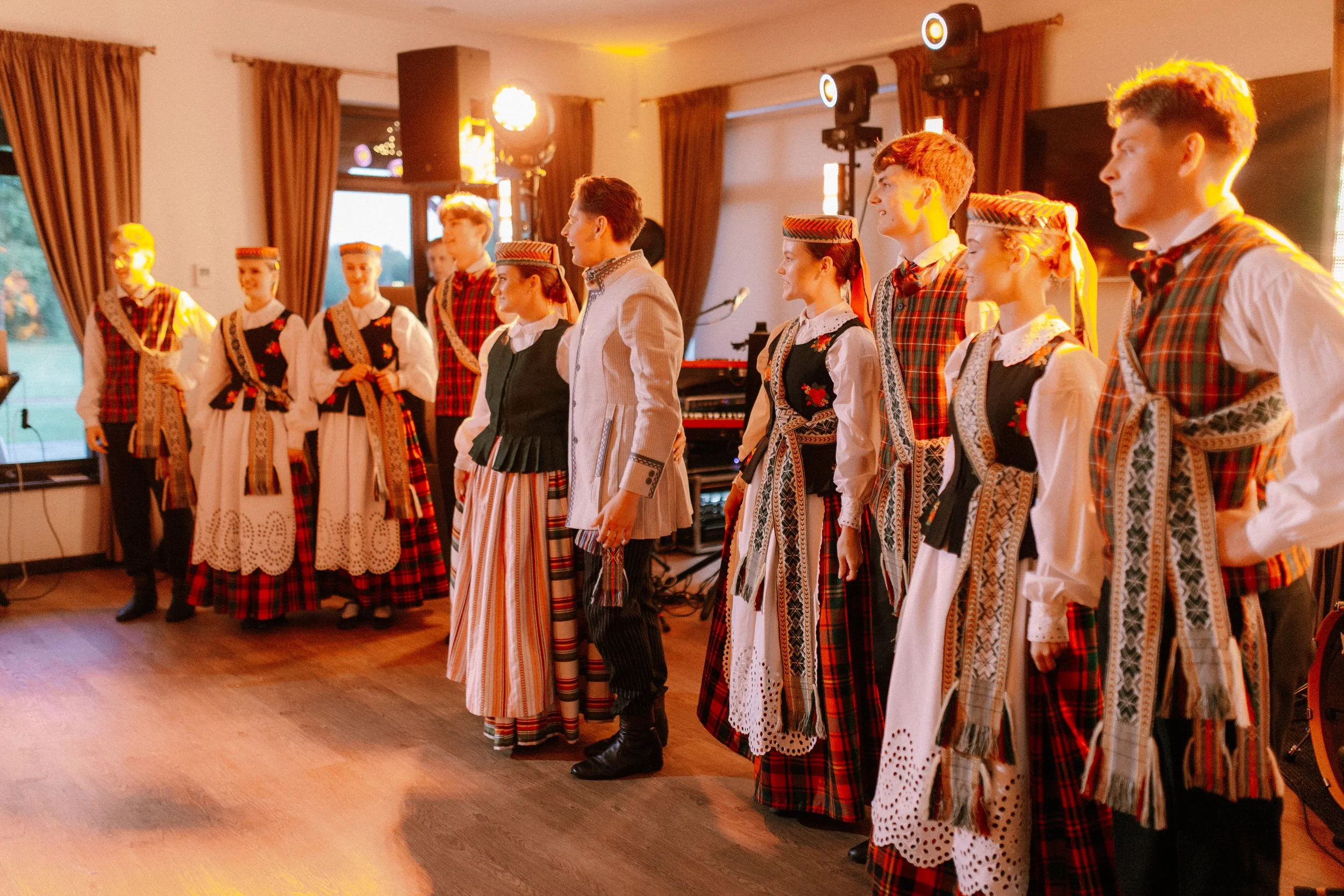 erikauphoto122.jpg