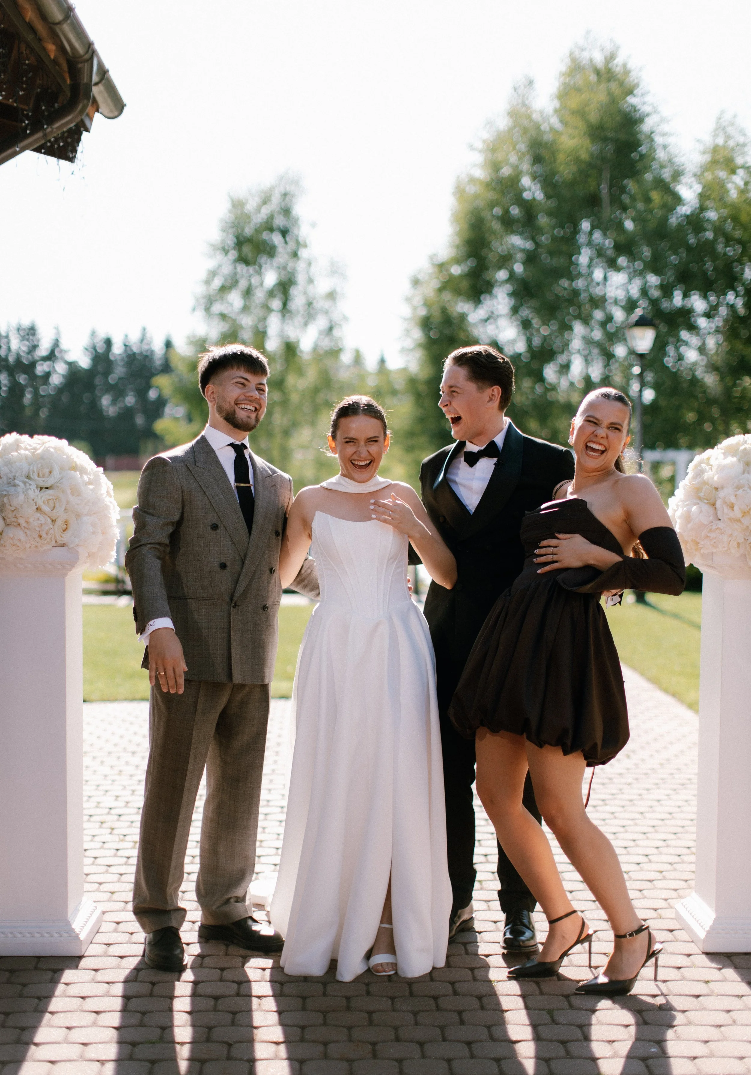 erikauphoto200.jpg
