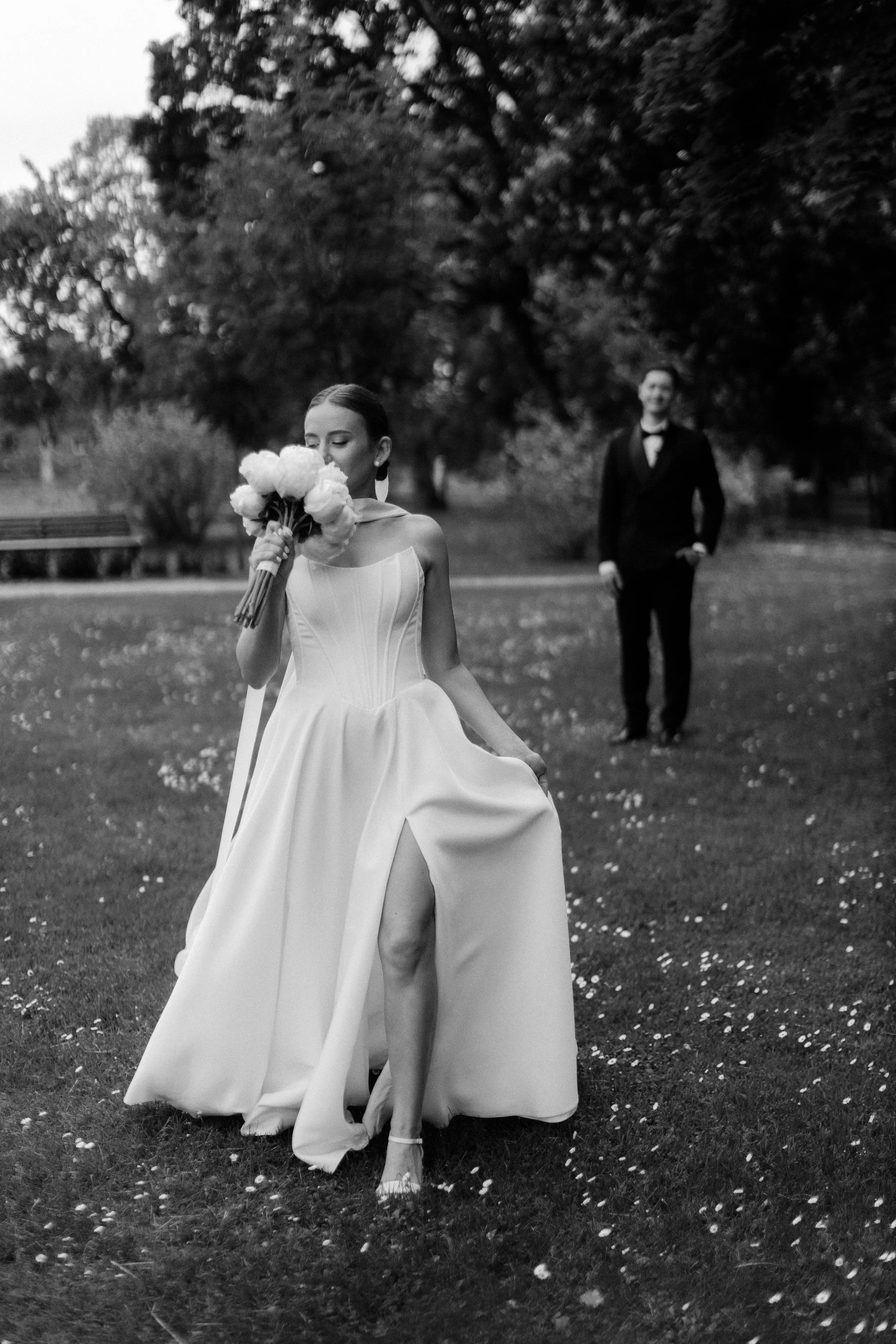 erikauphoto522bw.jpg