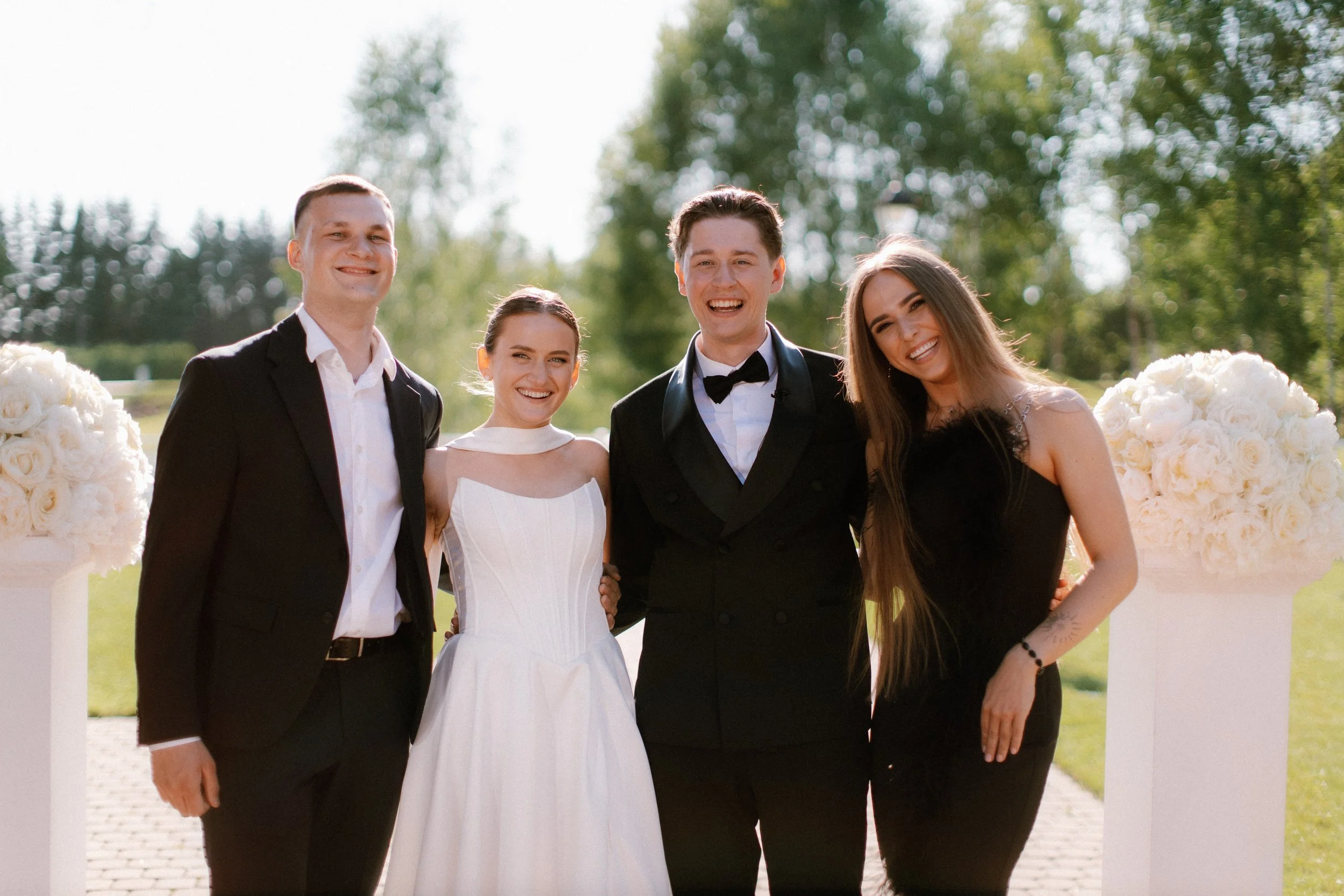 erikauphoto230.jpg