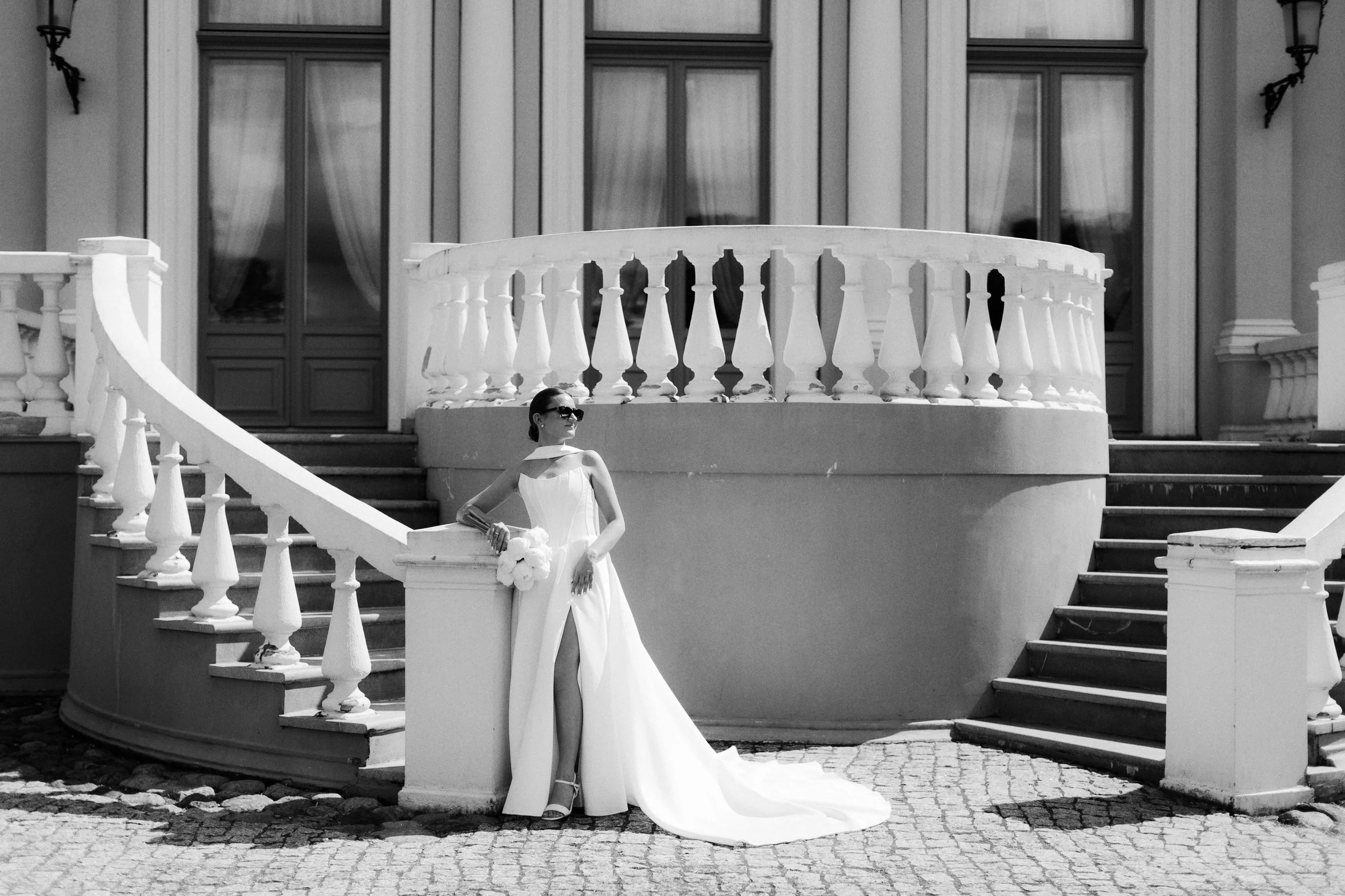 erikauphoto546bw.jpg