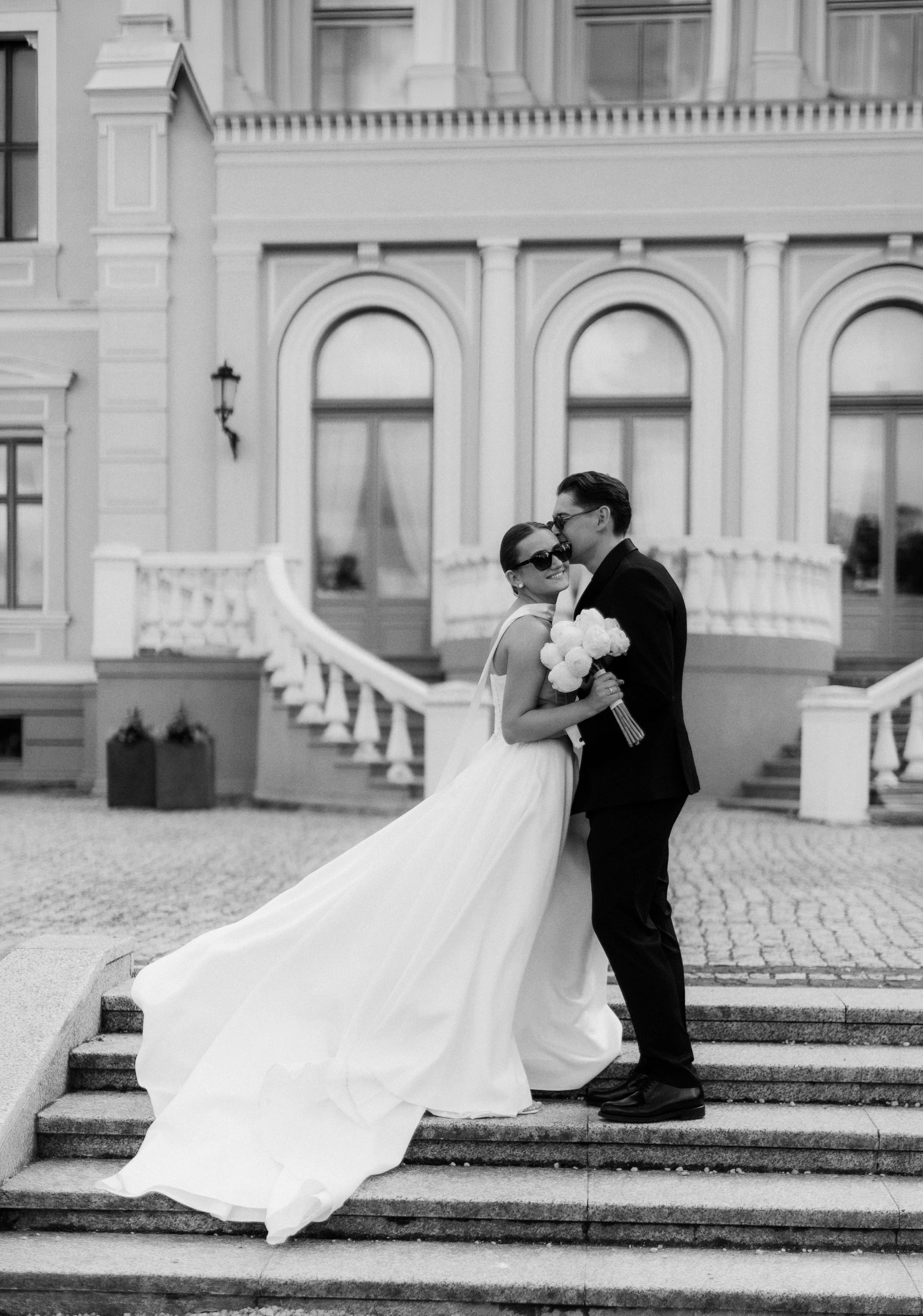 erikauphoto542bw.jpg