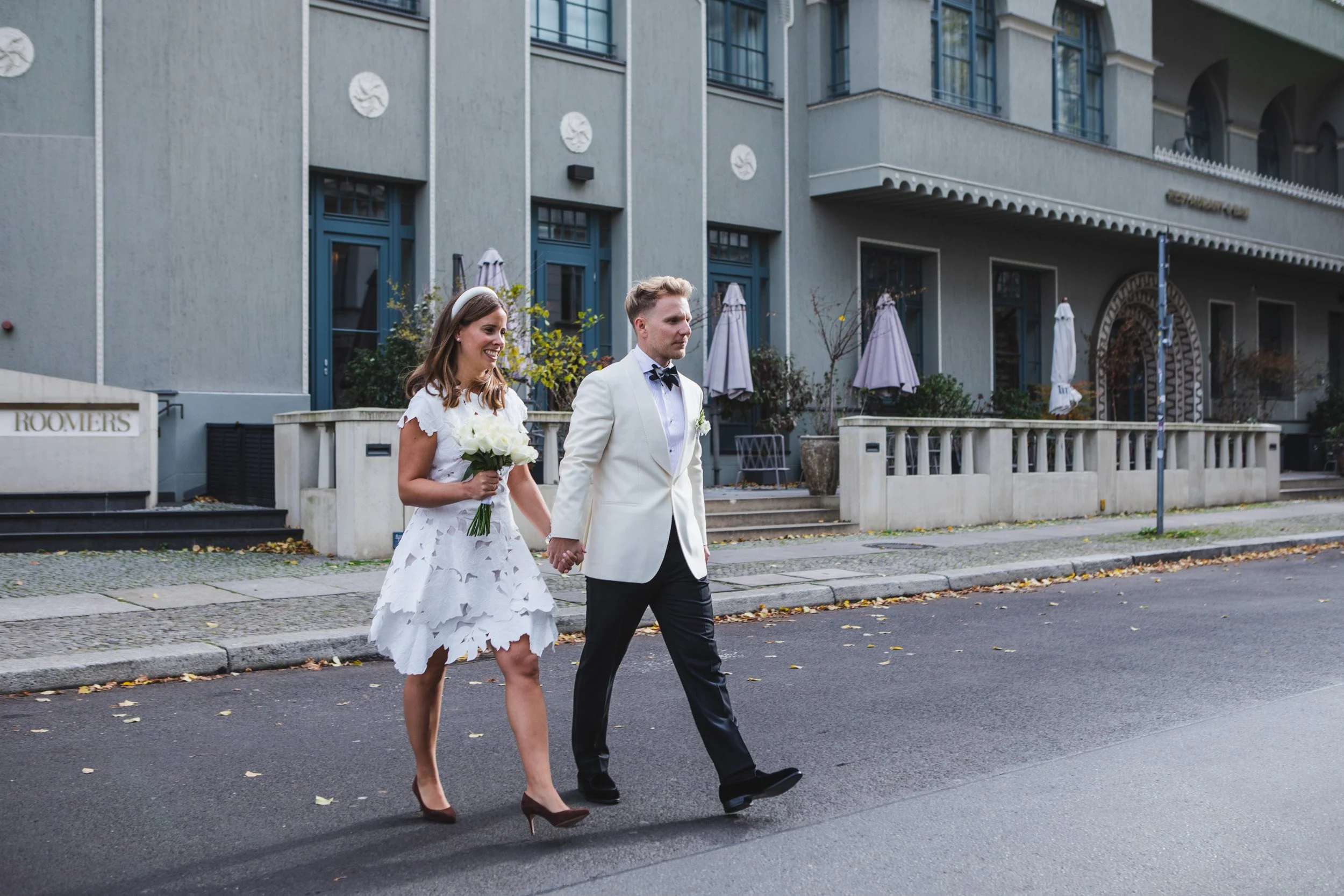 251025_Hochzeit_Charlotte_Sammy_073.jpg