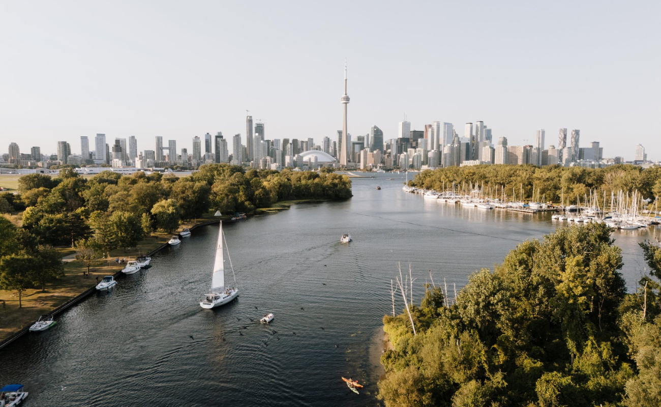 The Creative Traveller’s Guide to Toronto: Exploring Canada's Cultural Capital