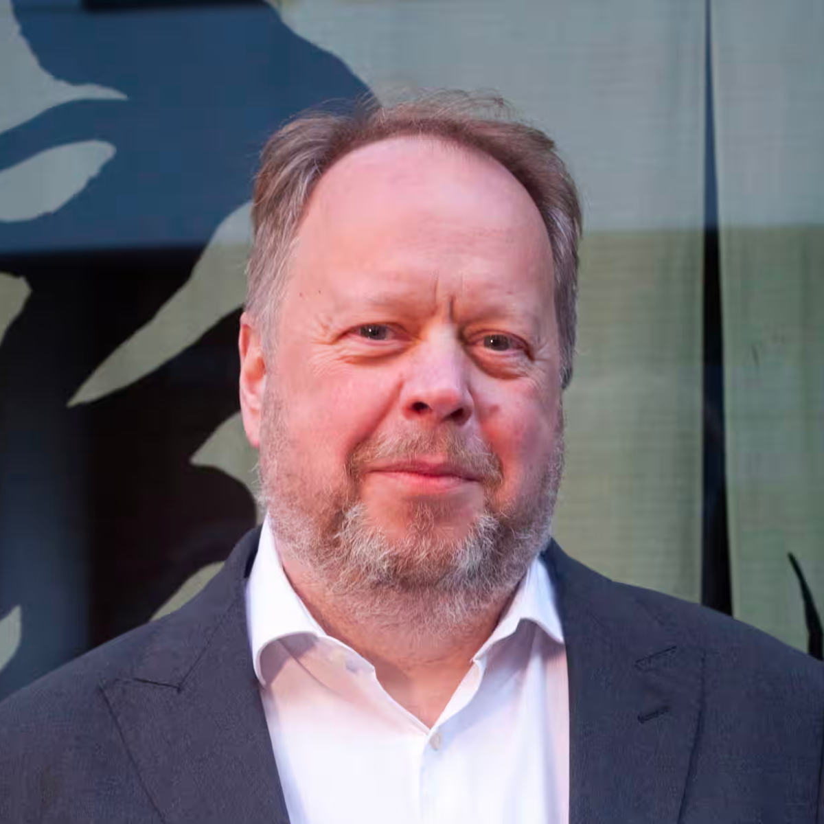 Andy Palmer Headshot.png