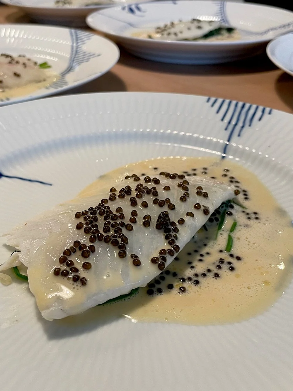 JATAK_Pighvar---Champagne-Sauce-m.-Kaviar-.jpg