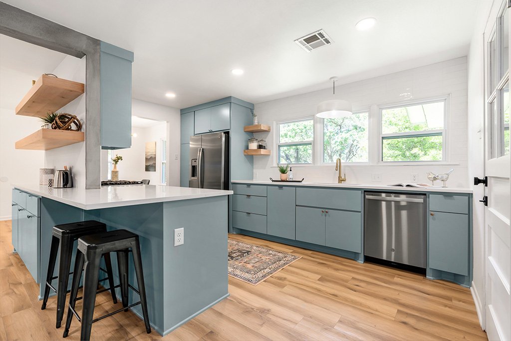 kitchen designed for entertaining1.jpeg