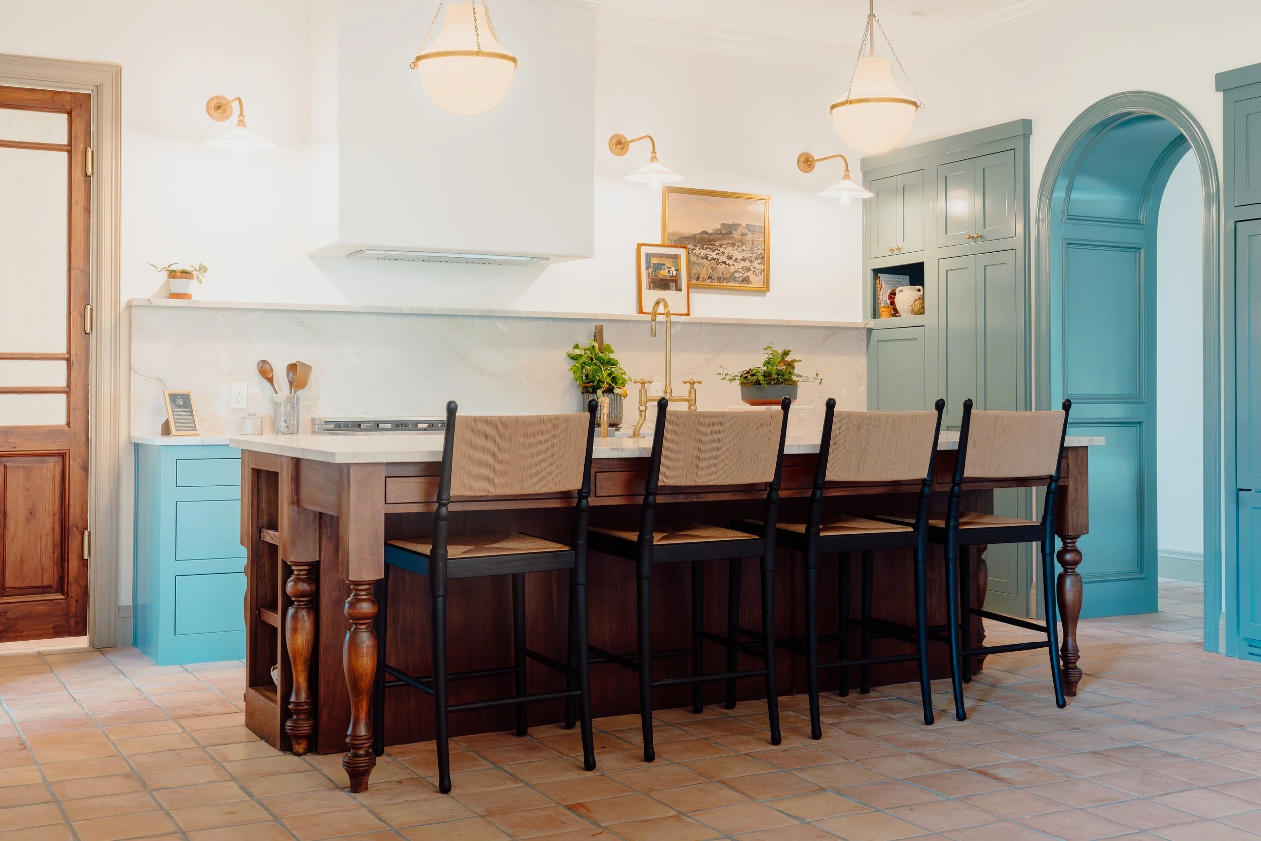 Luxury Farmhouse Homes in Dallas: The Rising Trend in Custom Construction