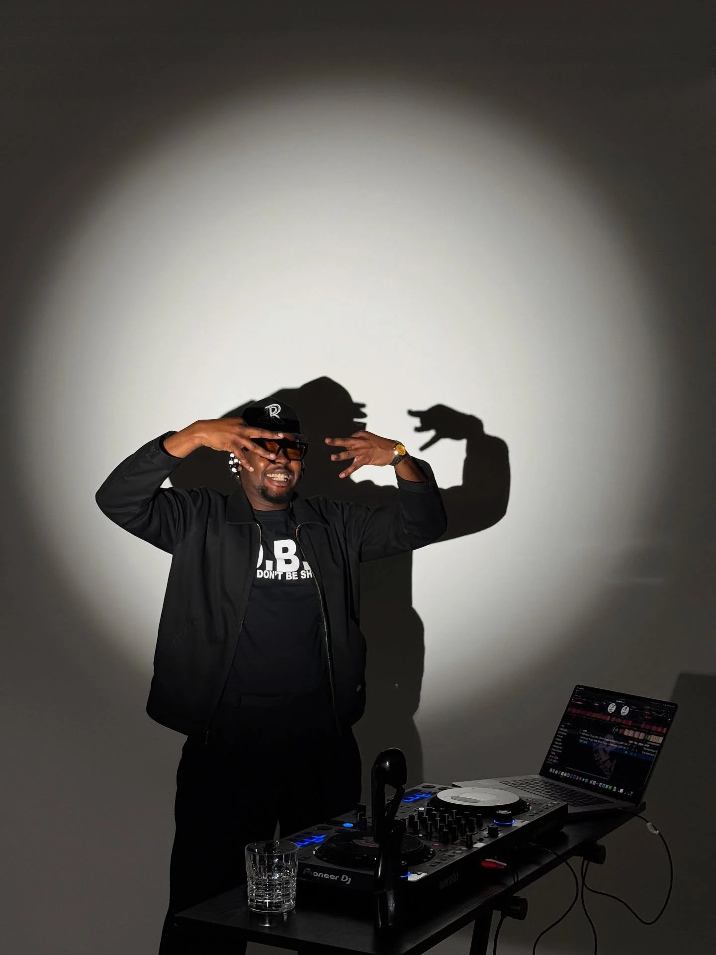 &Agrave; suivre chez Enfants Prodiges: le main character @raf_w._the_6 en performance live. Don&rsquo;t be shy.