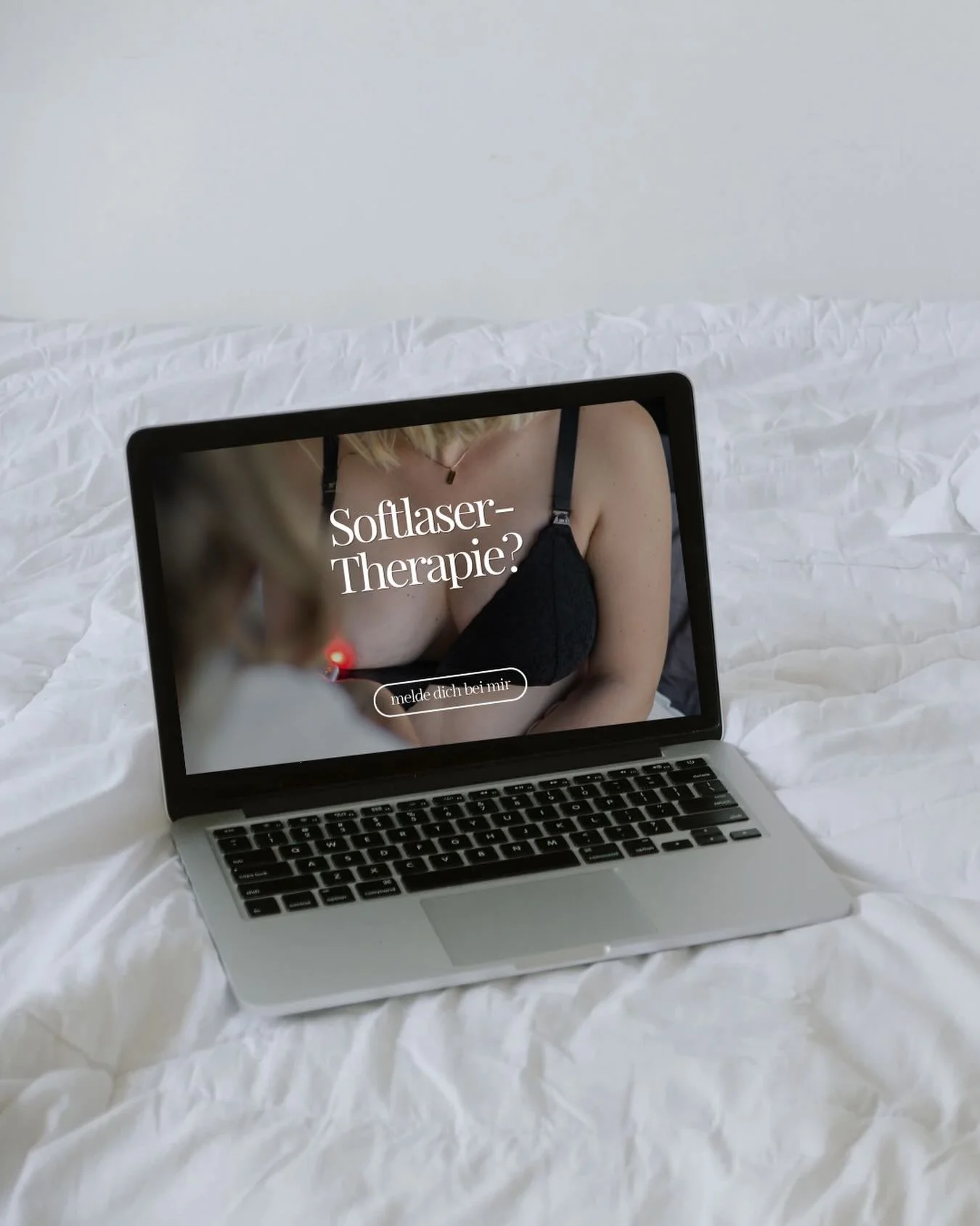 ✨Softlaser-Therapie in der Hebammenbetreuung✨

Die Softlaser-Therapie (Low-Level-Laser-Therapie) ist eine sanfte, schmerzfreie und nebenwirkungsarme Behandlungsmethode, die ich begleitend im Rahmen meiner Hebammenbetreuung anbiete.

Durch geb&uuml;nd