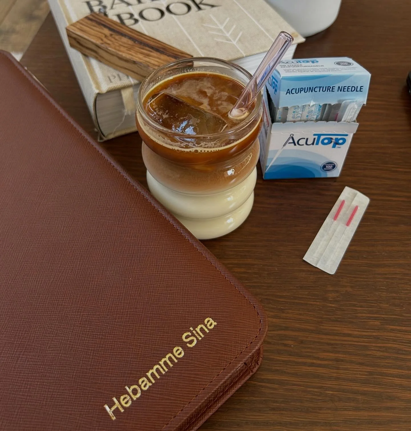 erster eiskaffee heute ✨🧡🤭 #hebammew&uuml;rzburg #hebamme #akupunktur