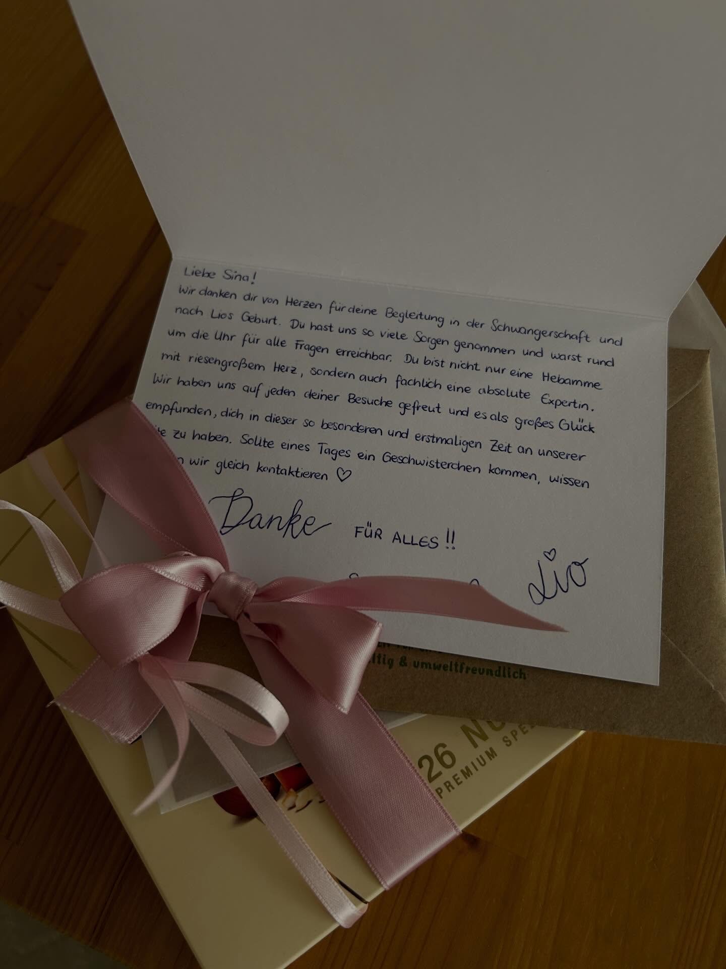 Ich darf Frauen durch eine der intensivsten Zeiten ihres Lebens begleiten &ndash; durch Schwangerschaft, Geburt und das Wochenbett. Und jedes Mal ber&uuml;hrt es mich aufs Neue, wenn ich sp&uuml;re, dass ich nicht nur &bdquo;die Hebamme&ldquo; war, s