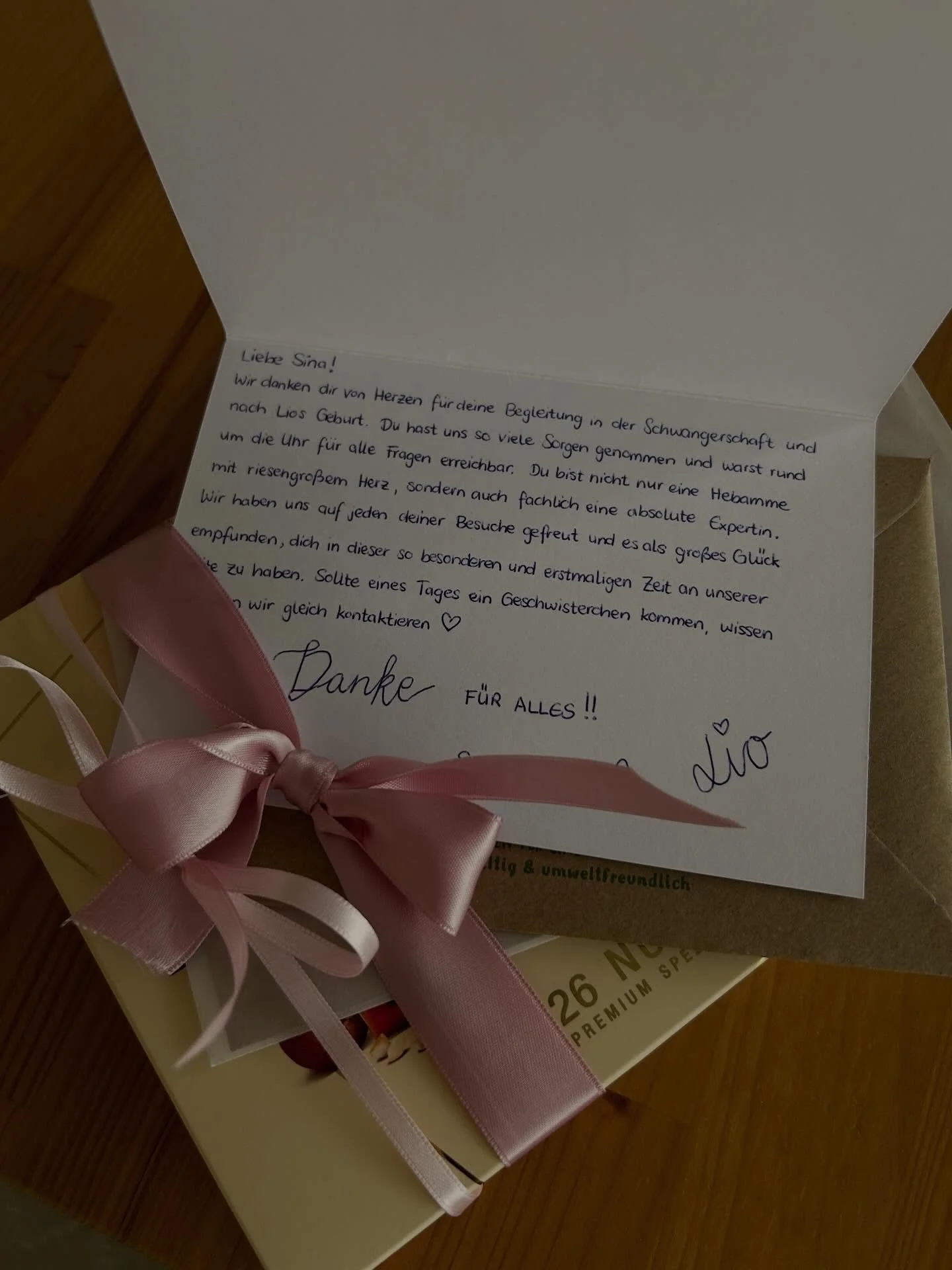 Ich darf Frauen durch eine der intensivsten Zeiten ihres Lebens begleiten &ndash; durch Schwangerschaft, Geburt und das Wochenbett. Und jedes Mal ber&uuml;hrt es mich aufs Neue, wenn ich sp&uuml;re, dass ich nicht nur &bdquo;die Hebamme&ldquo; war, s