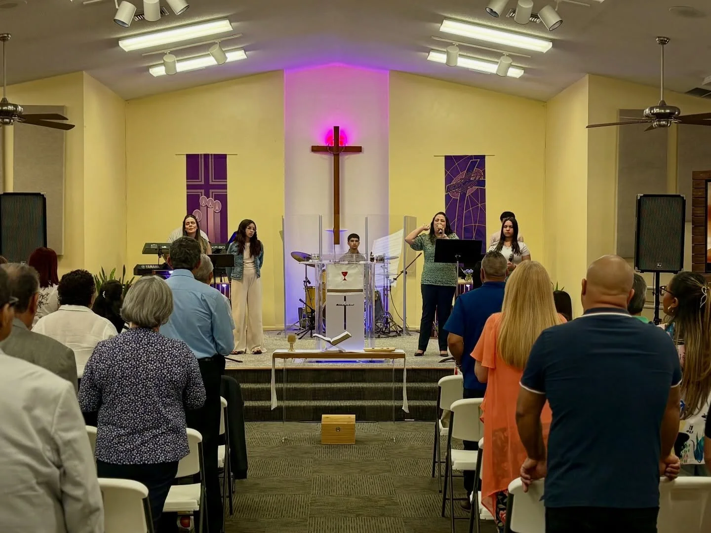 Hoy vivimos un tiempo especial en la presencia de Dios. 

📖 Tema: Que no falte tu fe 
📖 Lectura b&iacute;blica: Lucas 22:31-32 

Jes&uacute;s le dijo a Pedro que Satan&aacute;s hab&iacute;a pedido zarandearlos, pero tambi&eacute;n le asegur&oacute;