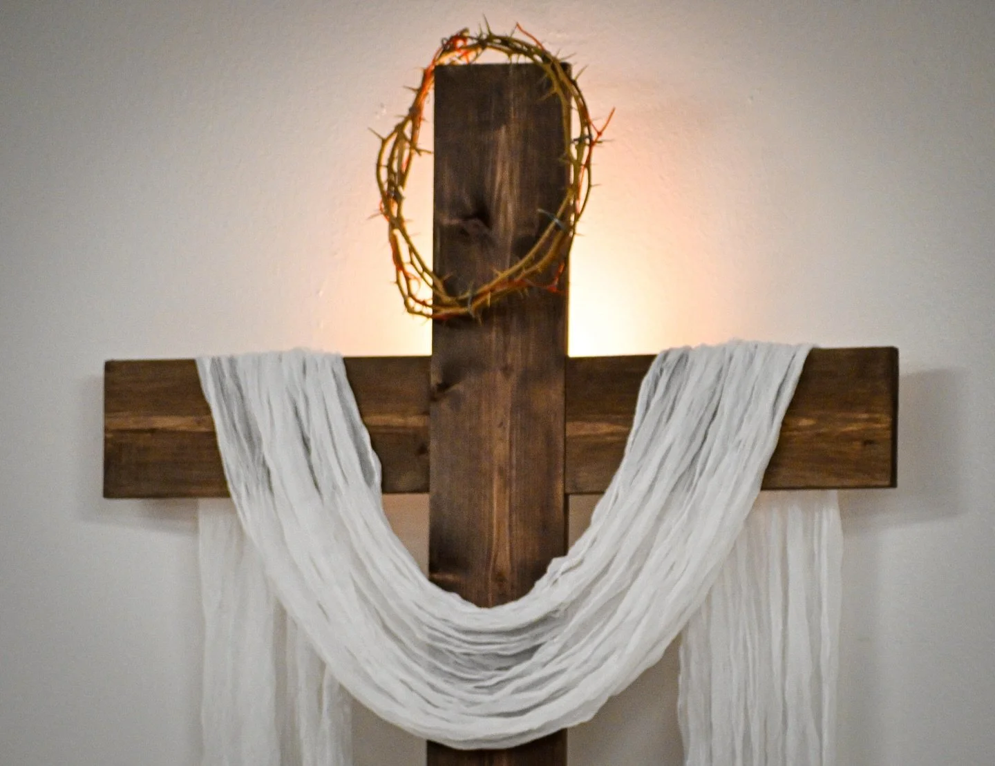 ✨ Domingo de Resurrecci&oacute;n | &ldquo;Jesucristo, Se&ntilde;or de la Vida&rdquo; ✨

Hoy celebramos el coraz&oacute;n de nuestra fe: &iexcl;Cristo vive! La resurrecci&oacute;n no es solo un evento del pasado, sino la certeza viva de que Dios ha ve