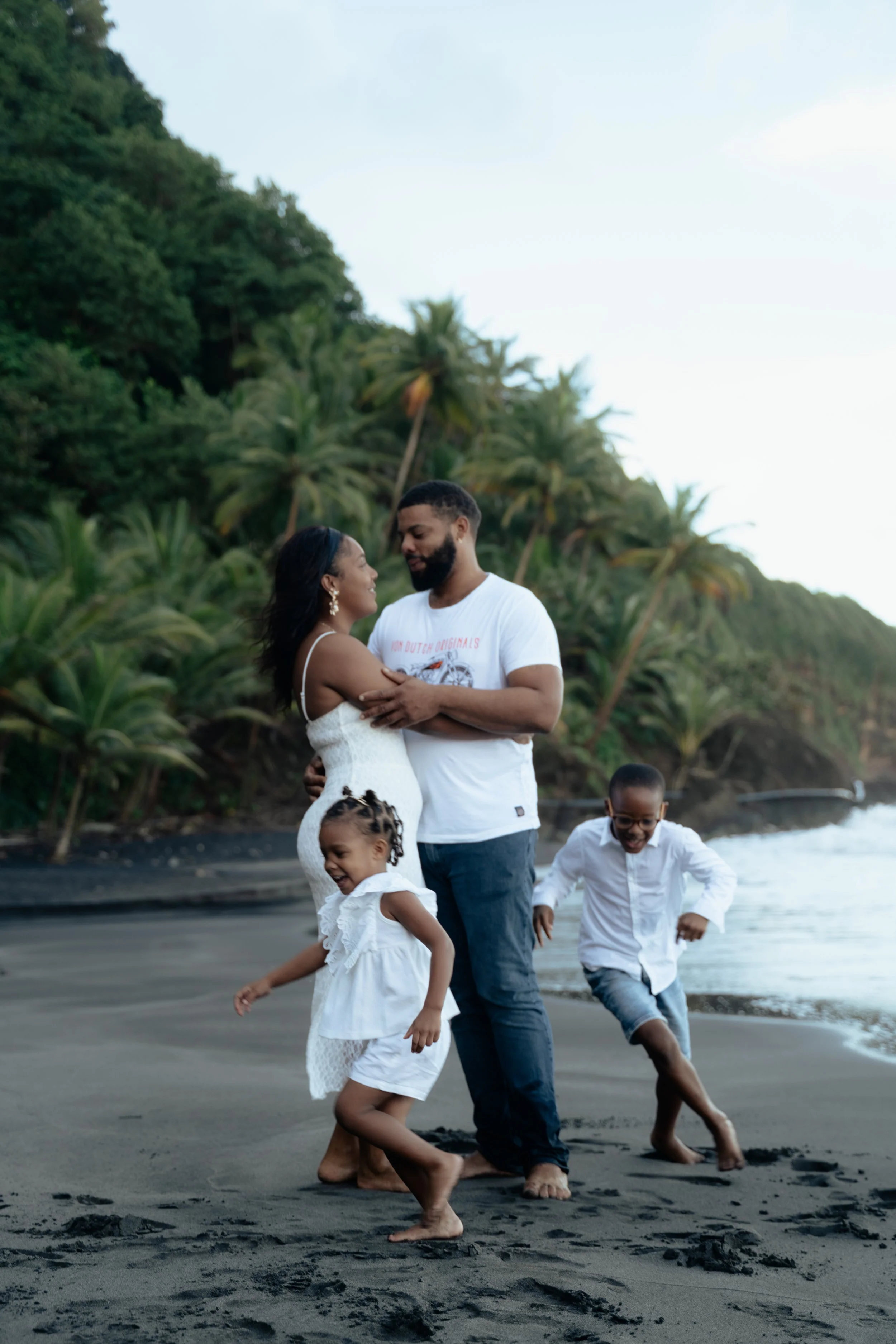 shooting-famille-grand-riviere-photographe-sacha-ernadote-05.jpg