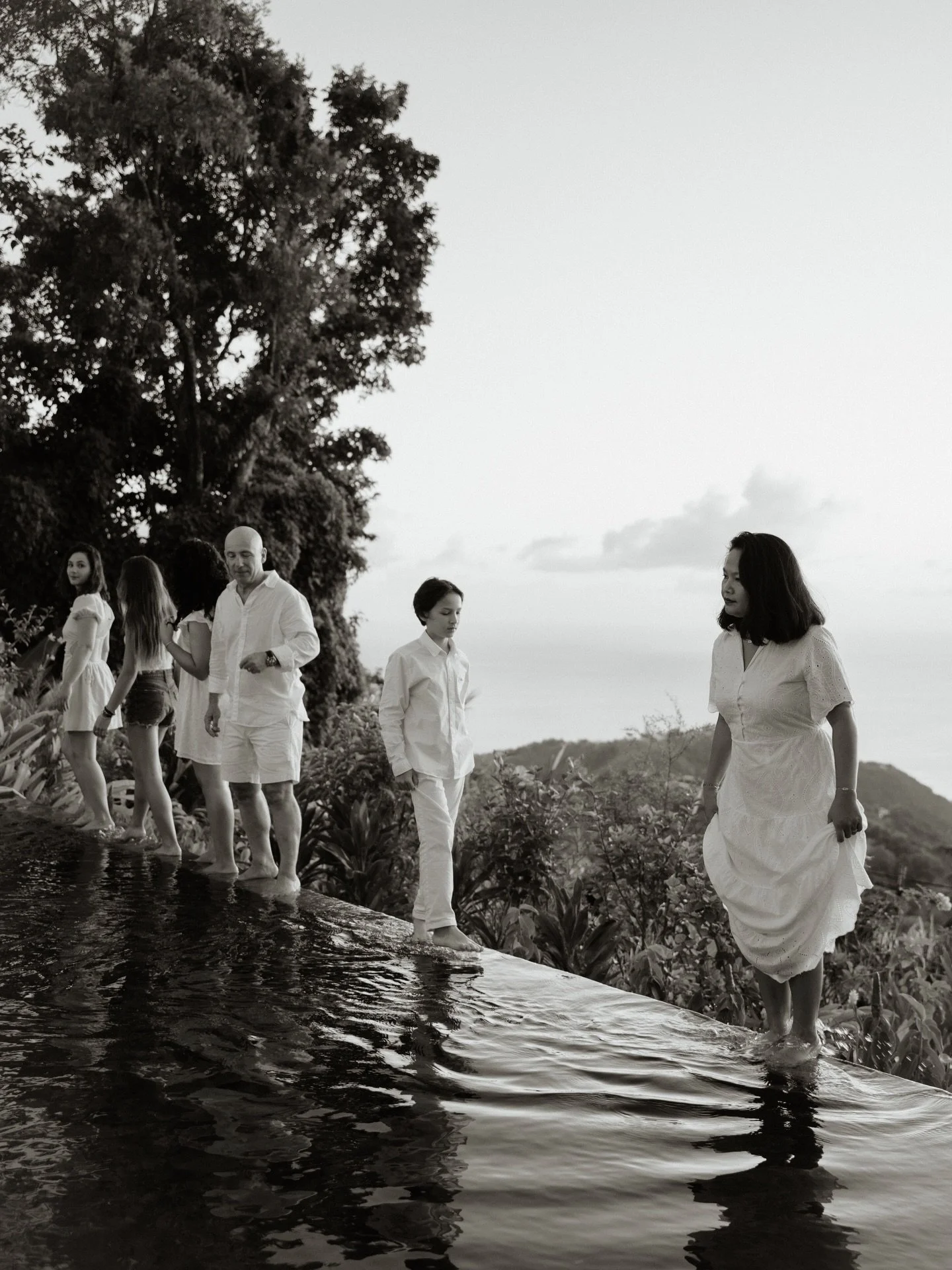 Un beau souvenir de ce shooting famille &agrave; domicile✨ 

@dina_mad_mendonca