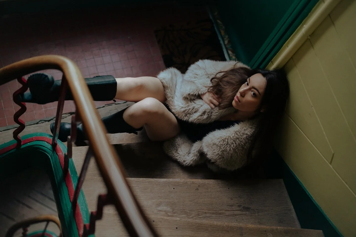 R&eacute;sultat de ce shooting que j&rsquo;ai r&eacute;alis&eacute; dans un appartement &agrave; Rouen avec @caitlin.1321 ✨ c&rsquo;est laquelle ta pr&eacute;f&eacute;r&eacute;e ? 

Et est ce qu&rsquo;on valide ce nouveau format, on se croirait un pe