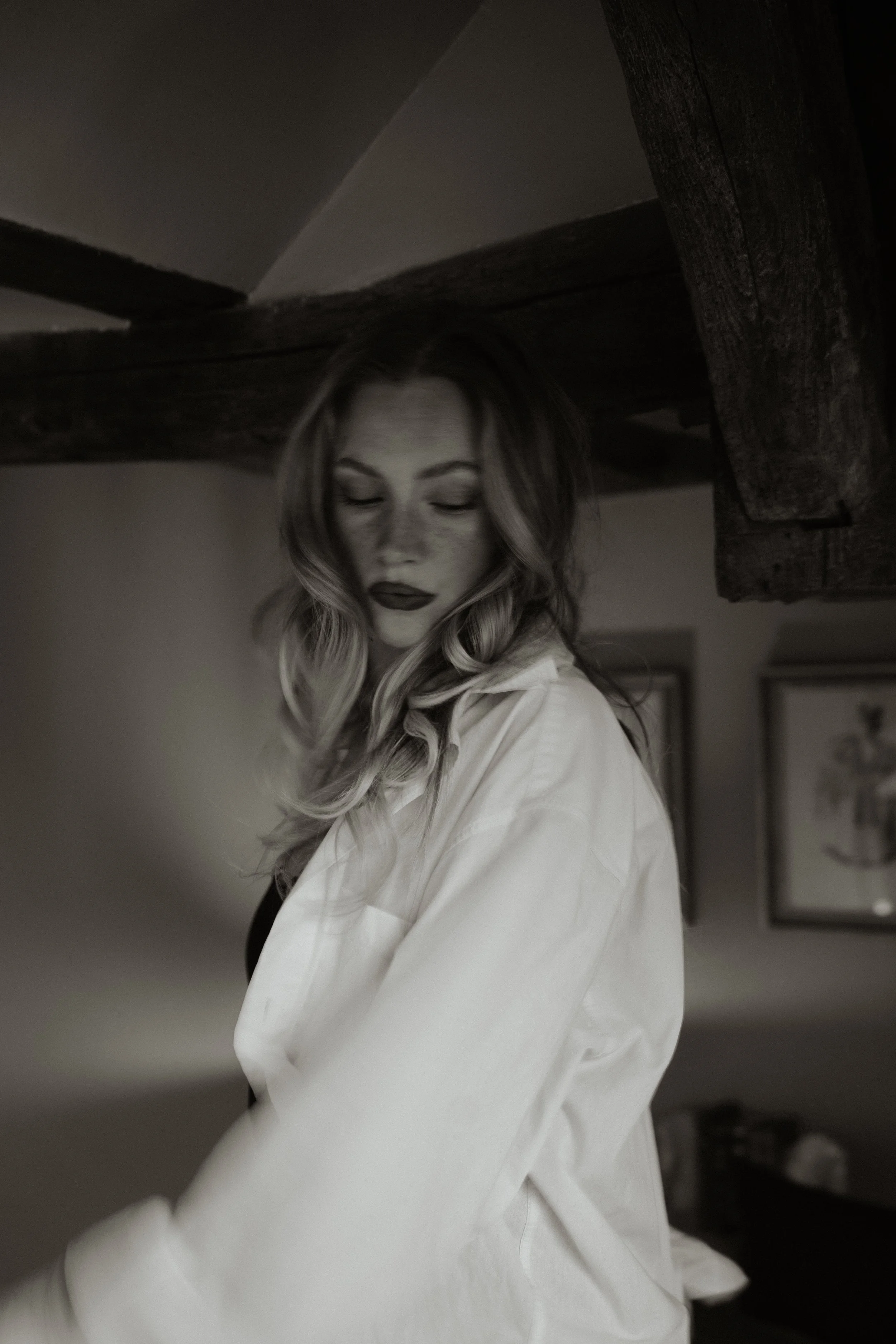 elise-shooting-boudoir-appartement-rouen-photographe-sacha-ernadote-22.jpg