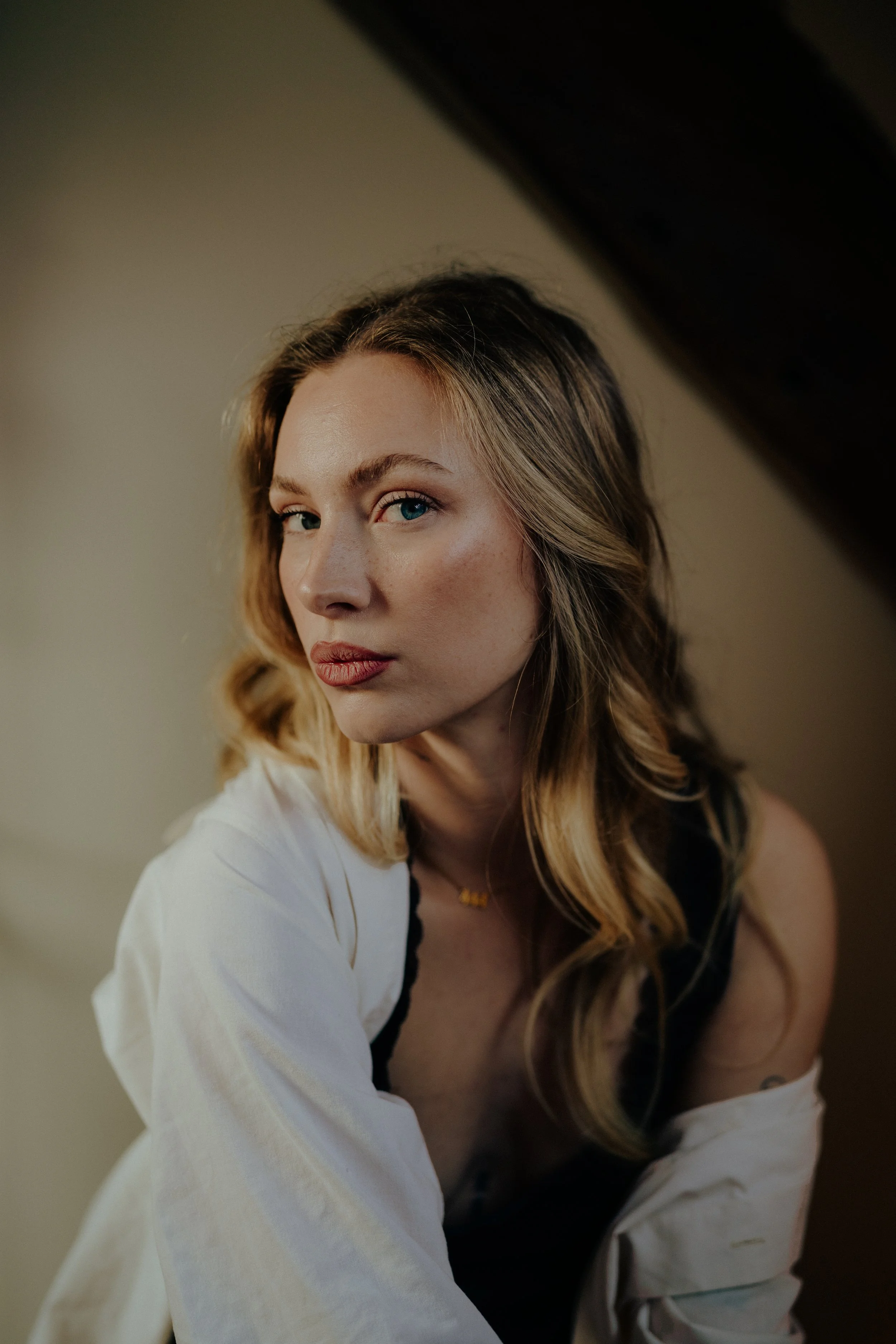 elise-shooting-boudoir-appartement-rouen-photographe-sacha-ernadote-42.jpg