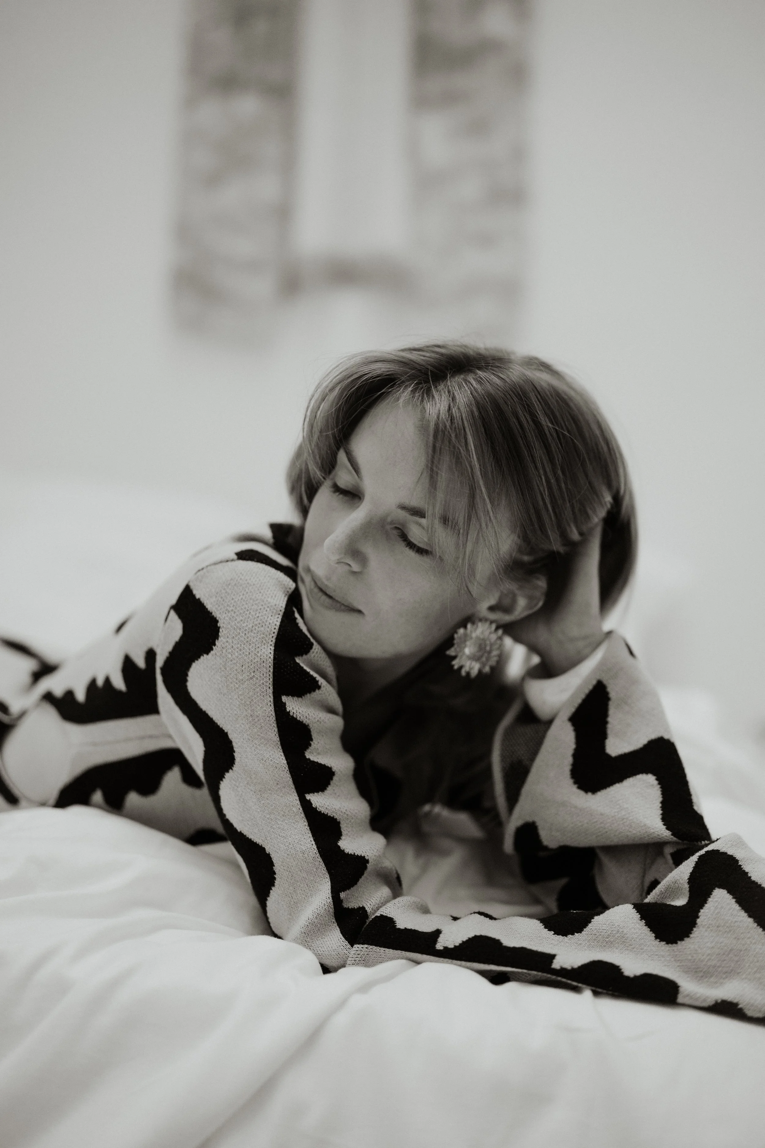 chloe-shooting-loft-paris-photographe-sacha-ernadote-39.jpg