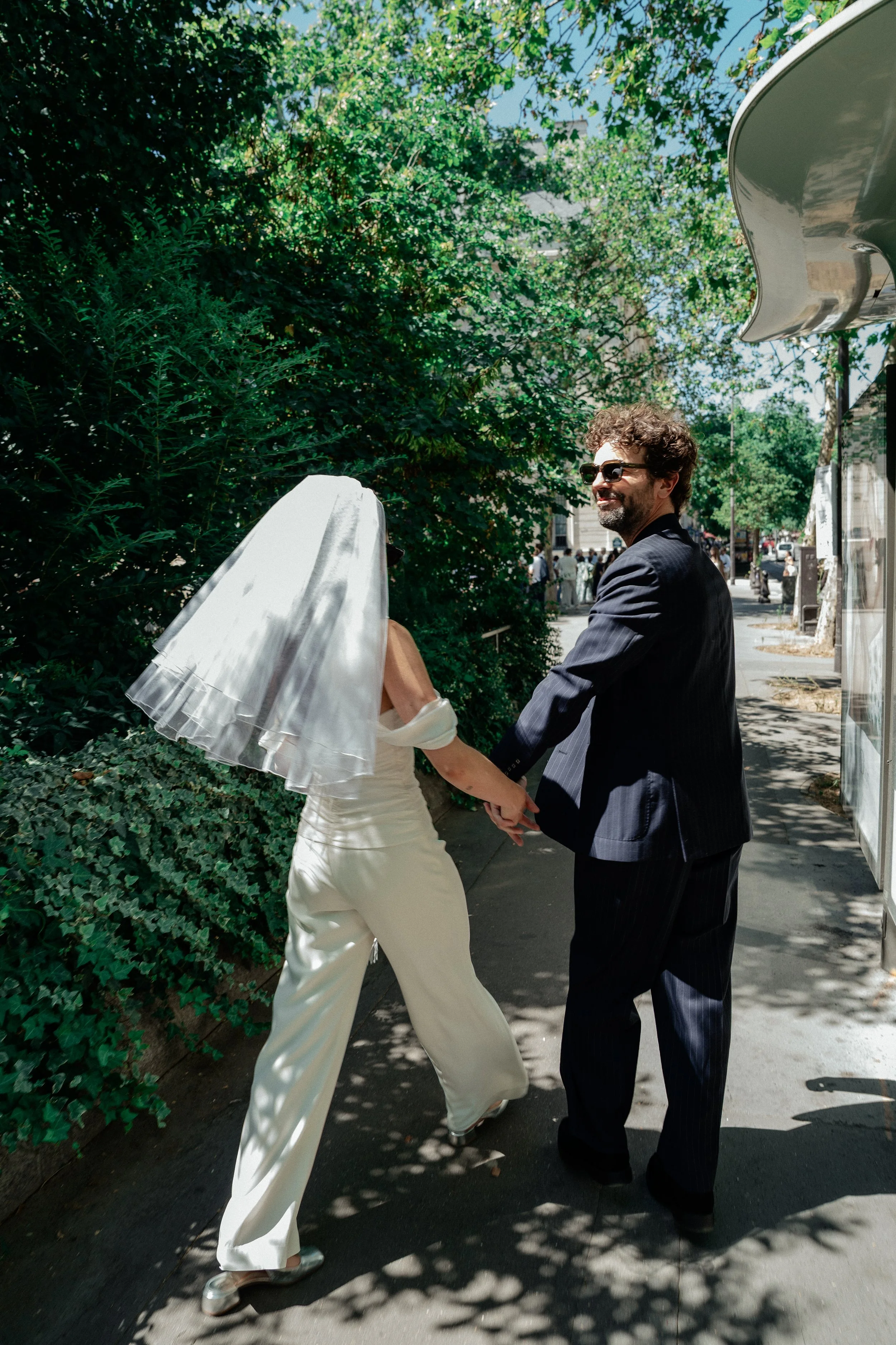 mariage-leonie-et-jules-mairie-du-11-paris-photographe-sacha-ernadote-22.jpg