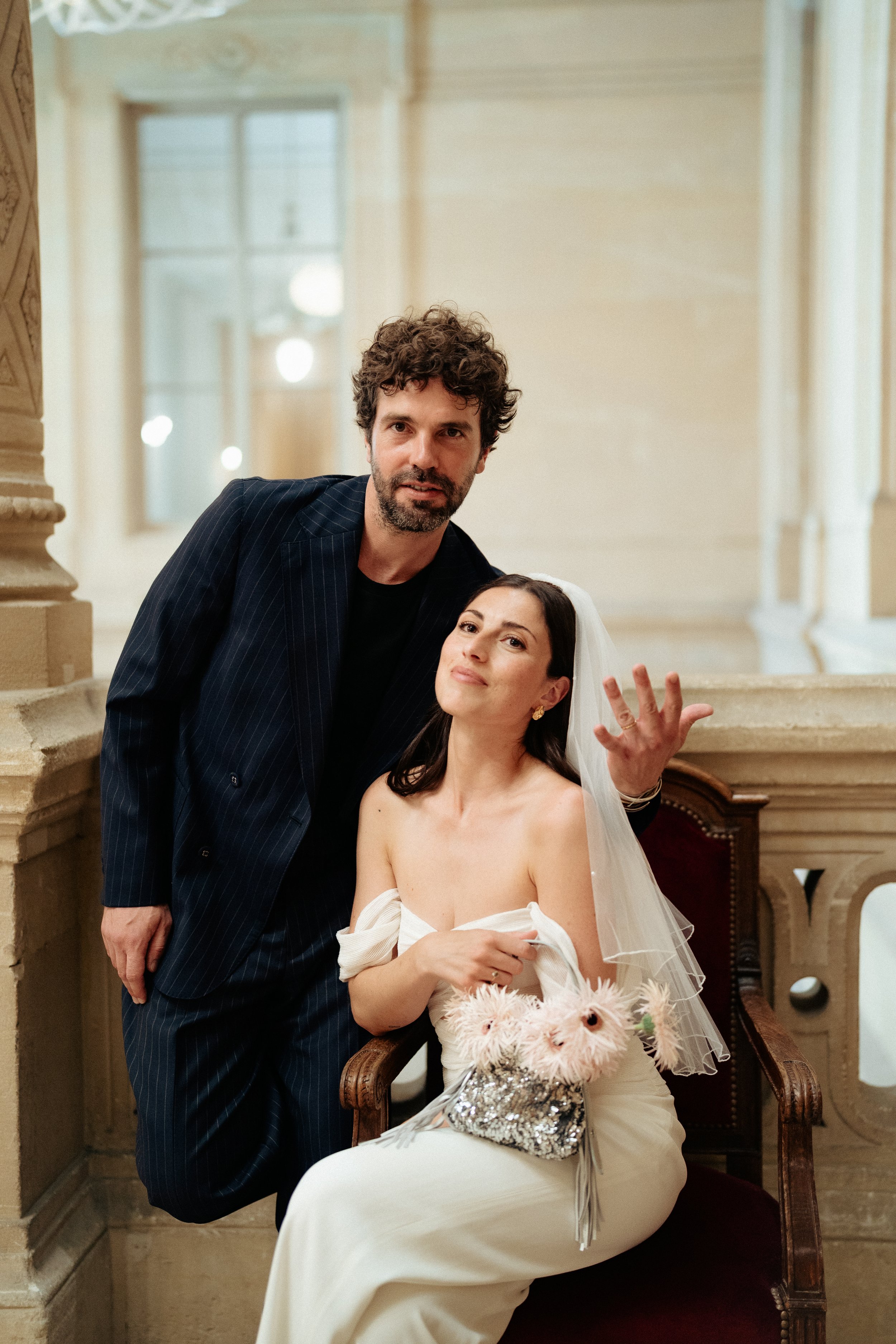 mariage-leonie-et-jules-mairie-du-11-paris-photographe-sacha-ernadote-106.jpg