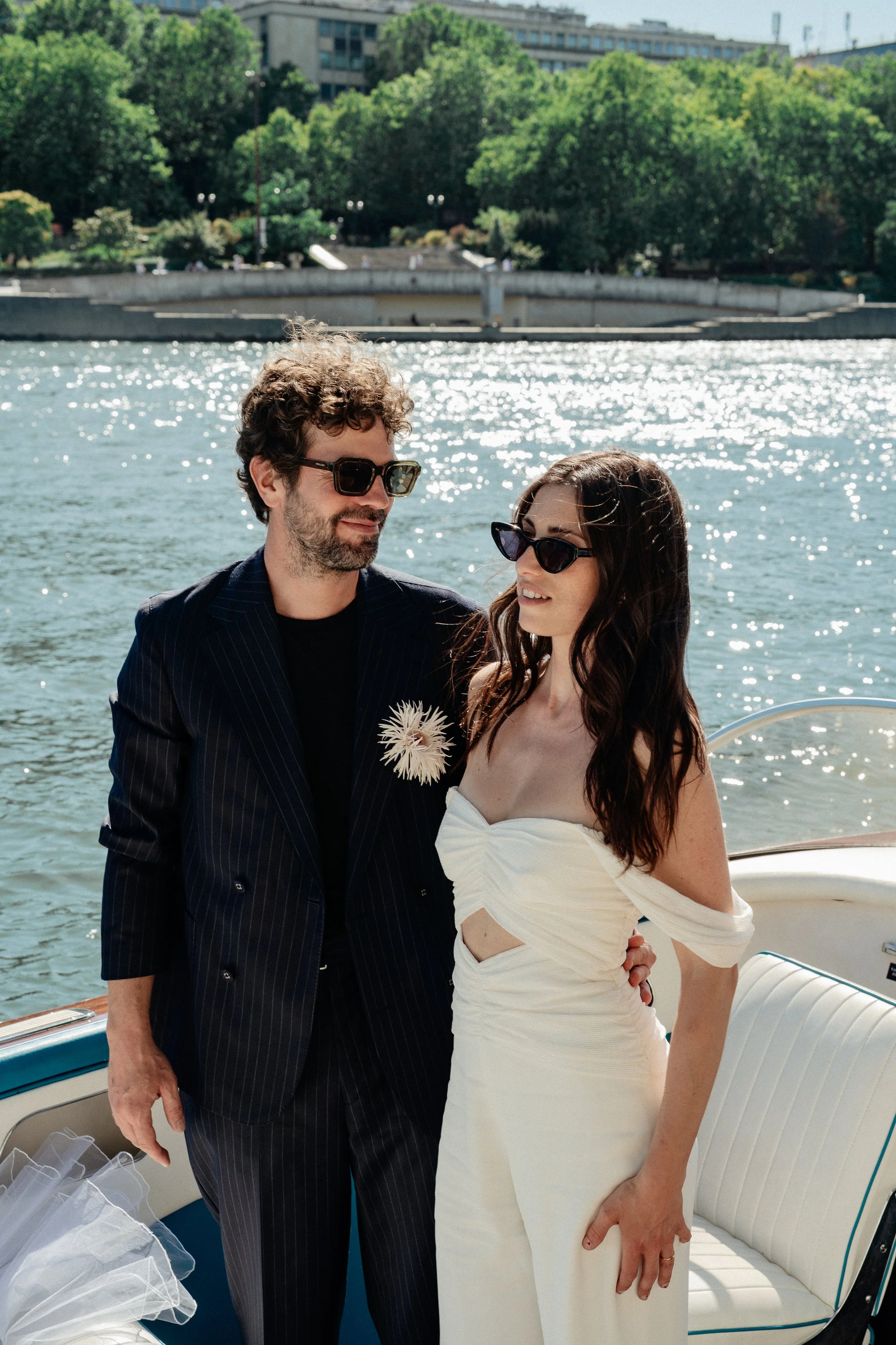mariage-leonie-et-jules-mairie-du-11-paris-photographe-sacha-ernadote-174.jpg