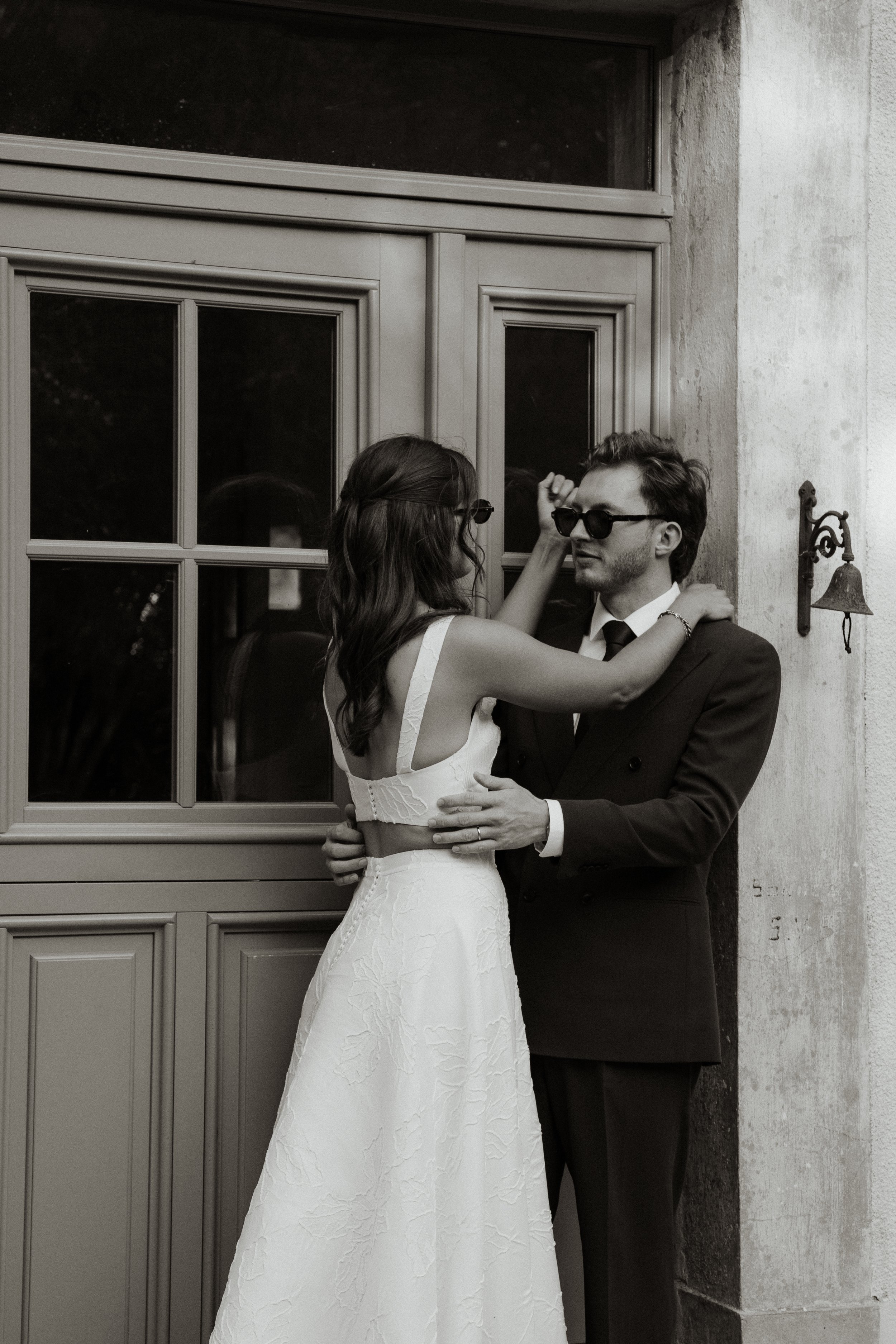 mariage-pauline-et-axel-maison-villeneuve-normandie-photographe-sacha-ernadote-photo-seance-couple-4.jpg