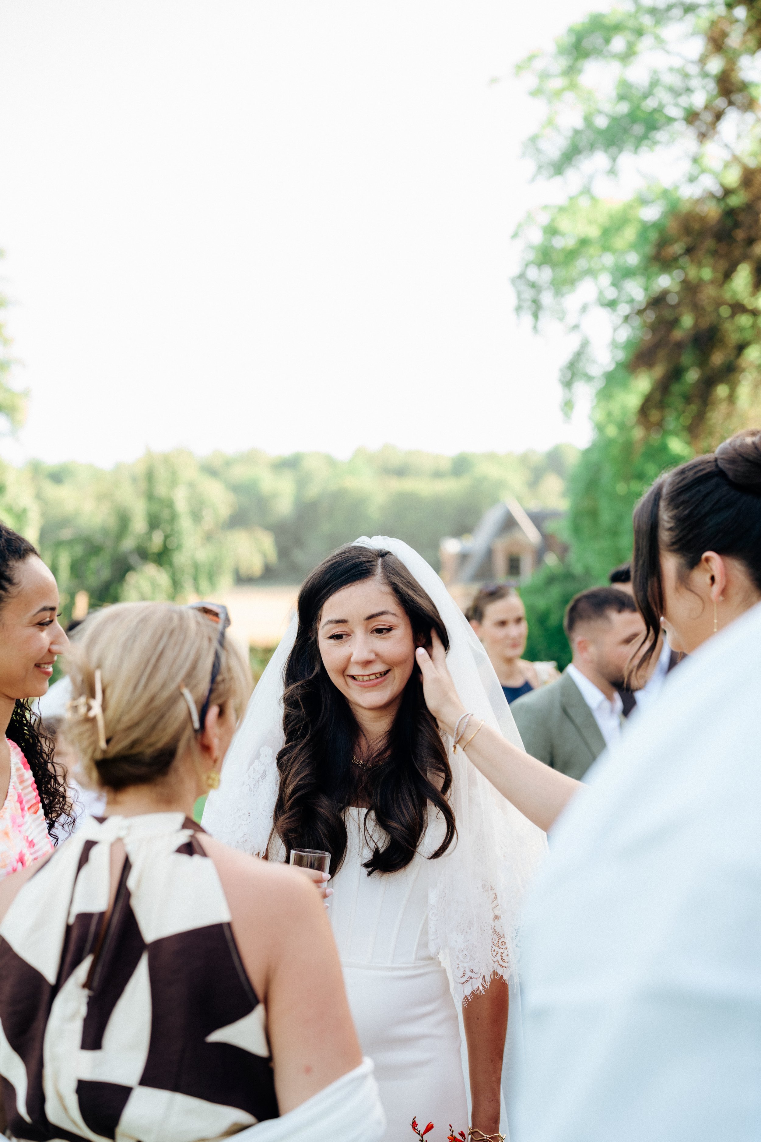 cocktail-mariage-laique-chateau-normandie-fatiha-beric-photographe-sacha-ernadote-31.jpg