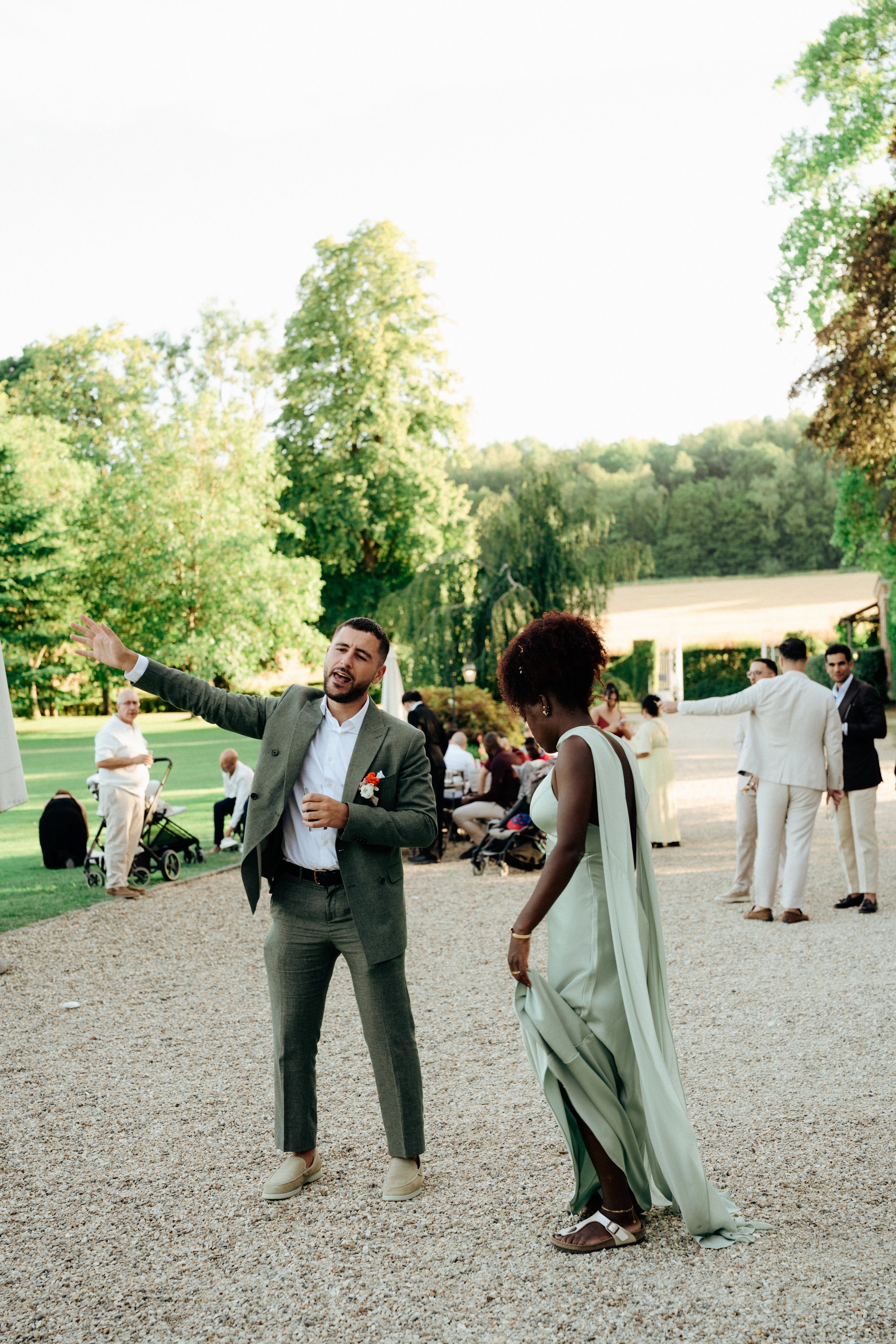 cocktail-mariage-laique-chateau-normandie-fatiha-beric-photographe-sacha-ernadote-91.jpg