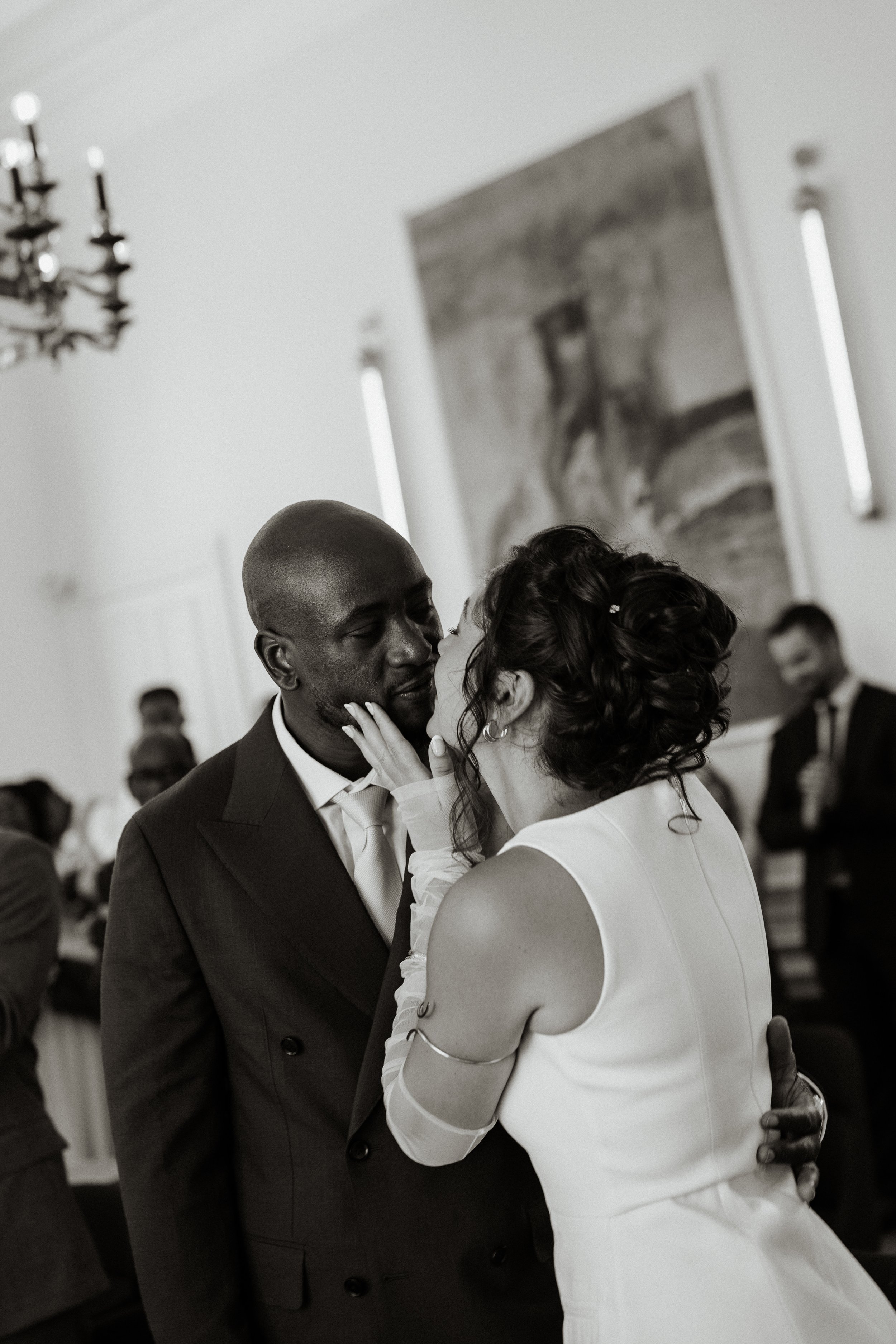 mariage-civil-mairie-fontenay-aux-roses-fatiha-beric-photographe-sacha-ernadote-66.jpg