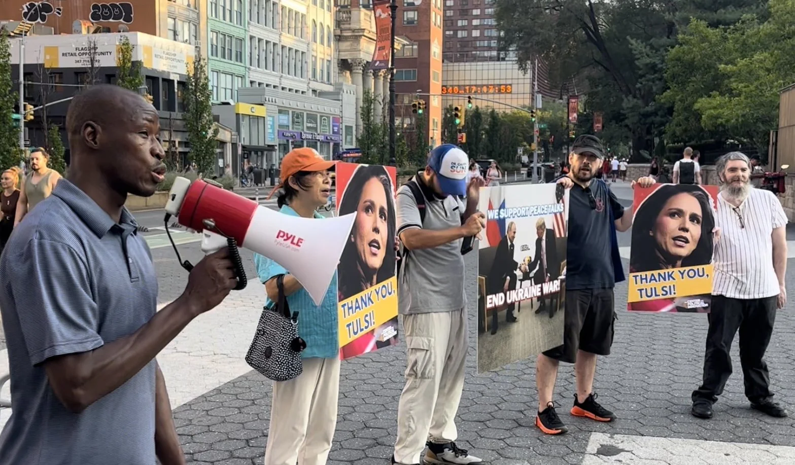 “We Support Peace Talks!” “Thank You, Tulsi!” Rallies Across America