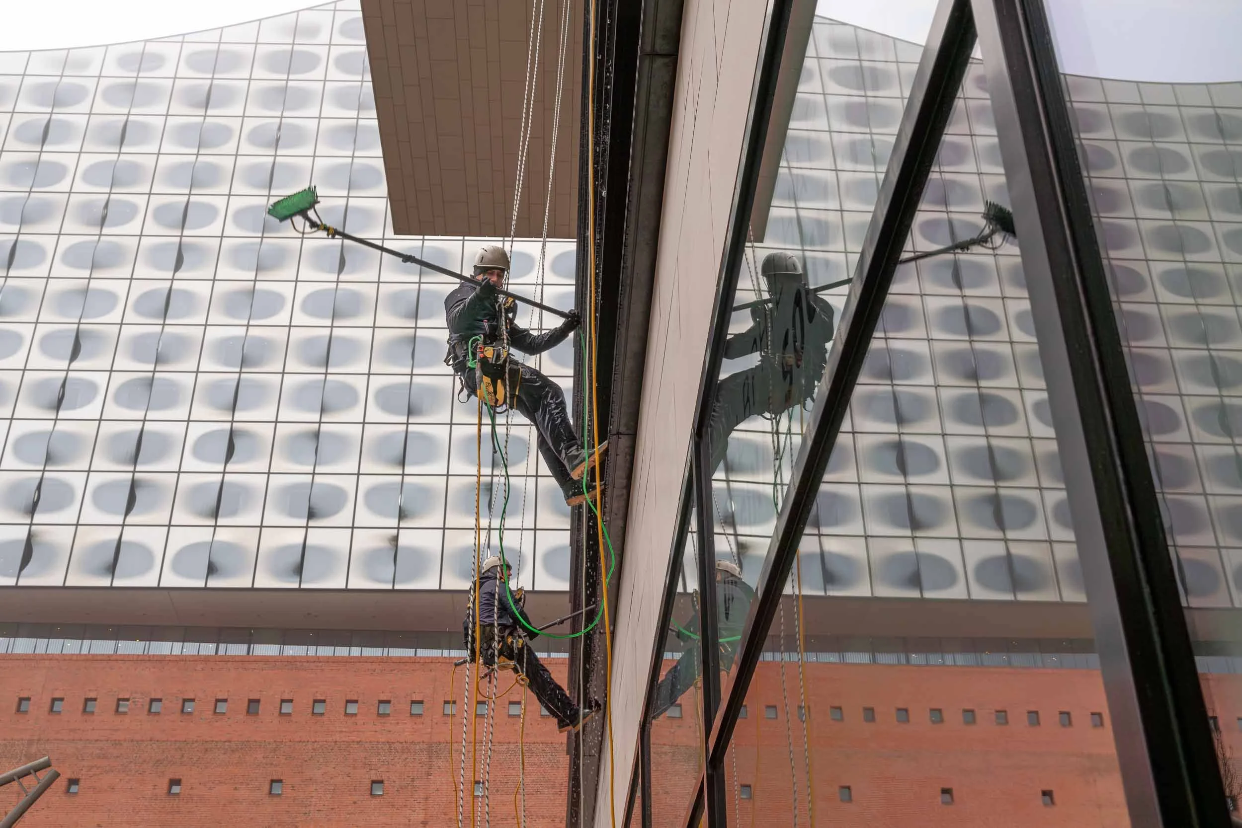 DSC09398-Höhenarbeit Industrieanlage_Hamburg.JPG