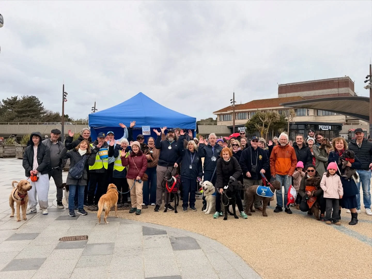 We are so excited to have had such an amazing day at our Hope &amp; Hounds Pier to Pier Walk! 🐾☀️

It was incredible to see so many wonderful people and puppies join us along Bournemouth seafront, all coming together to support two fantastic local c