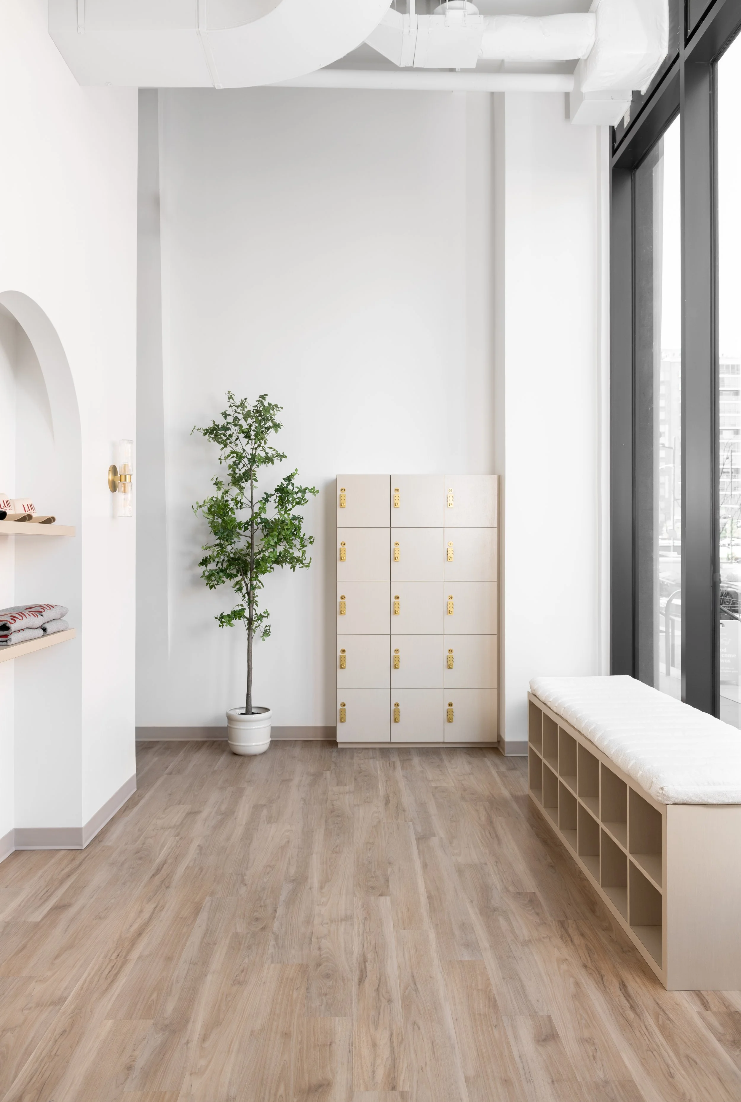 Complimentary Hollywood Peels with Vitalify