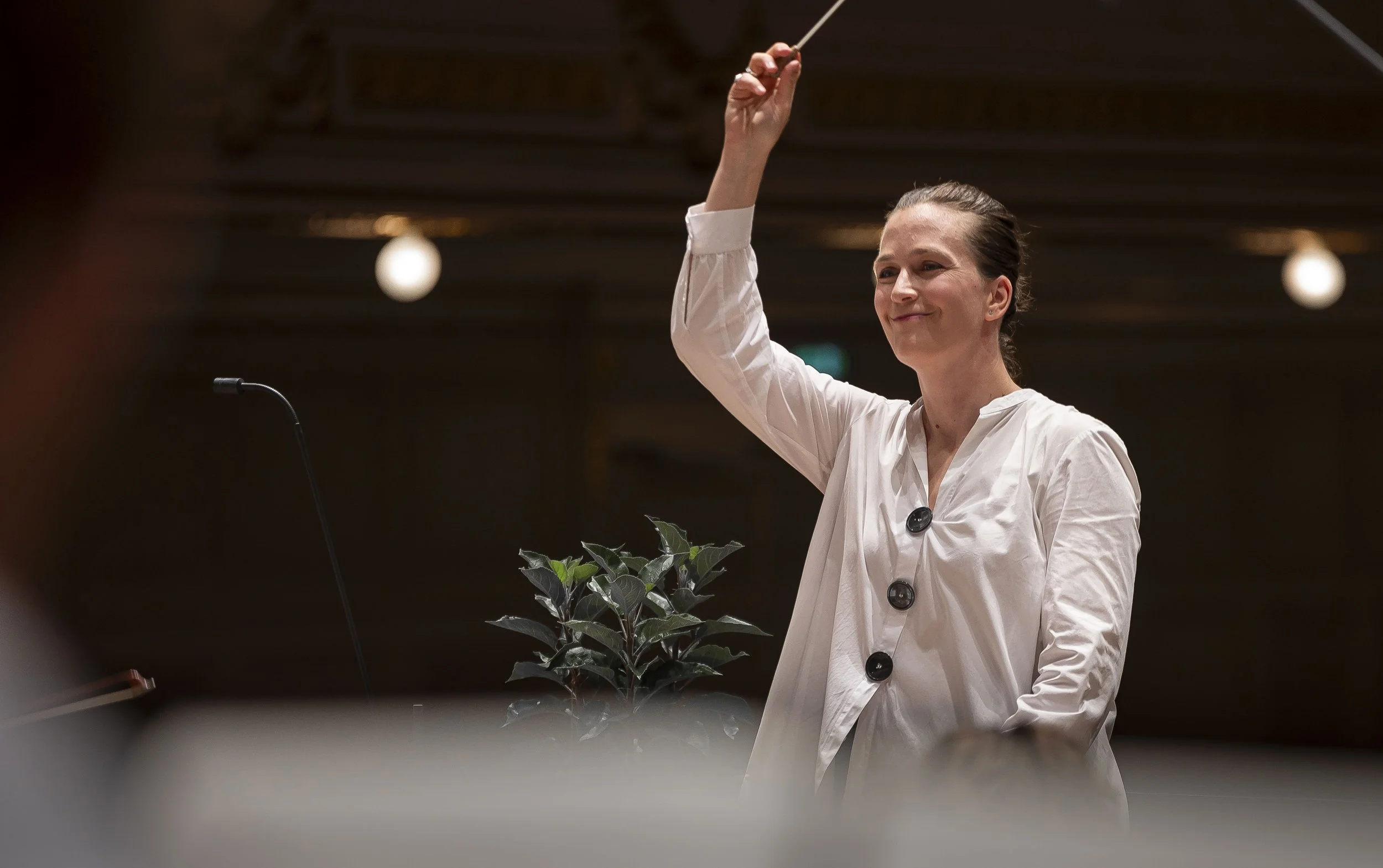 Elena Schwarz.jpg