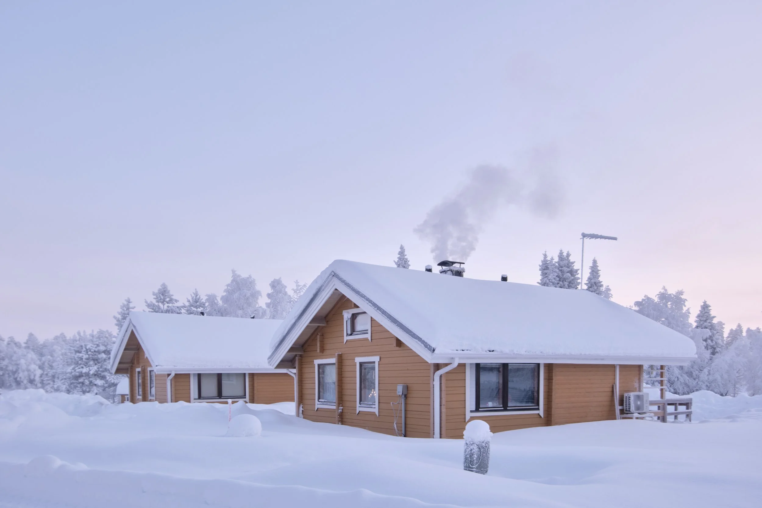 Cabins winter.jpg