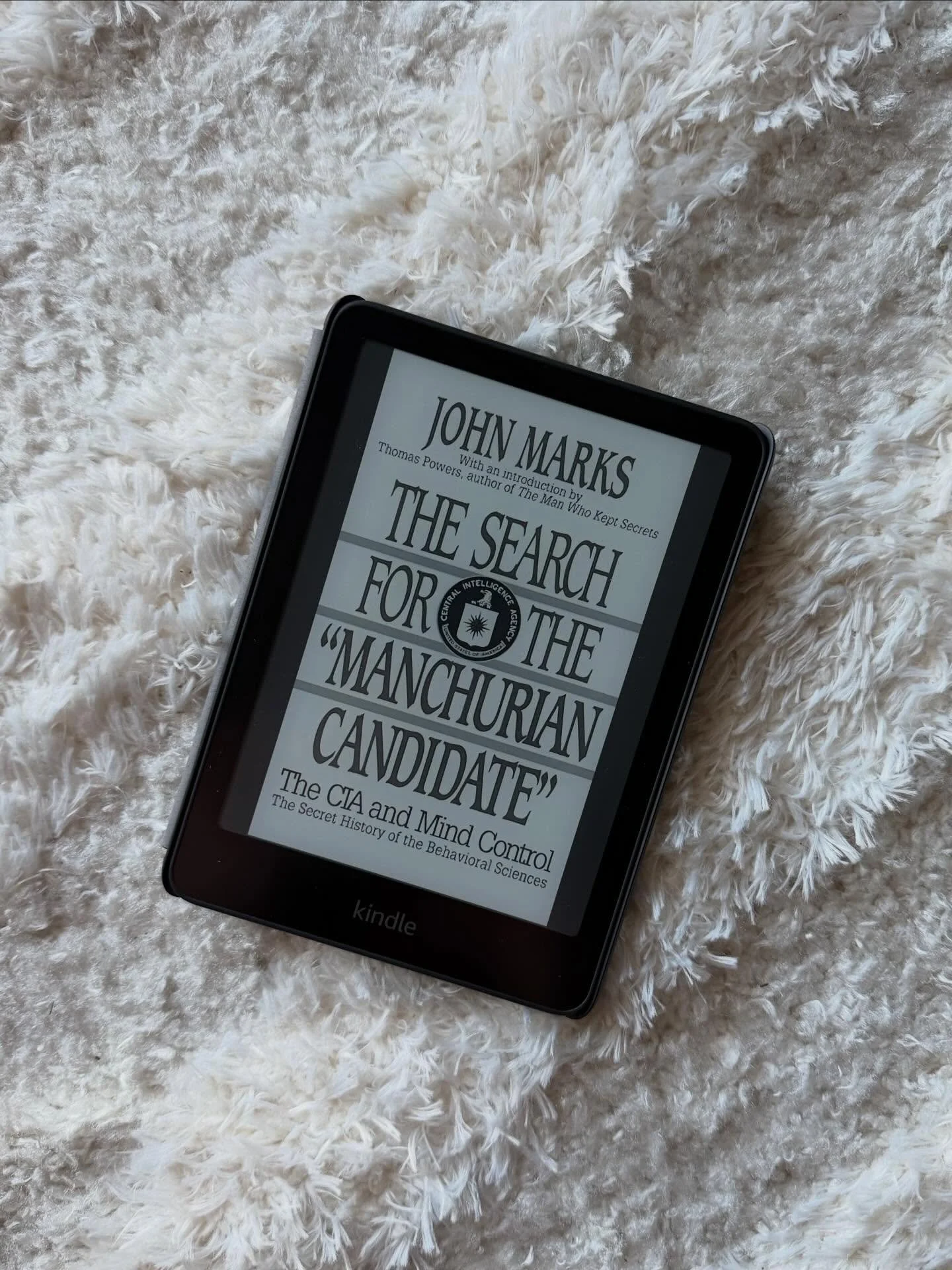 #currentlyreading #thesearchforthemanchuriancandidate by #johnmarks 

&ldquo;The CIA expos&eacute; to end all CIA expos&eacute;s.&rdquo; &mdash;New York

A &lsquo;Manchurian Candidate&rsquo; is an unwitting assassin brainwashed and programmed to kill