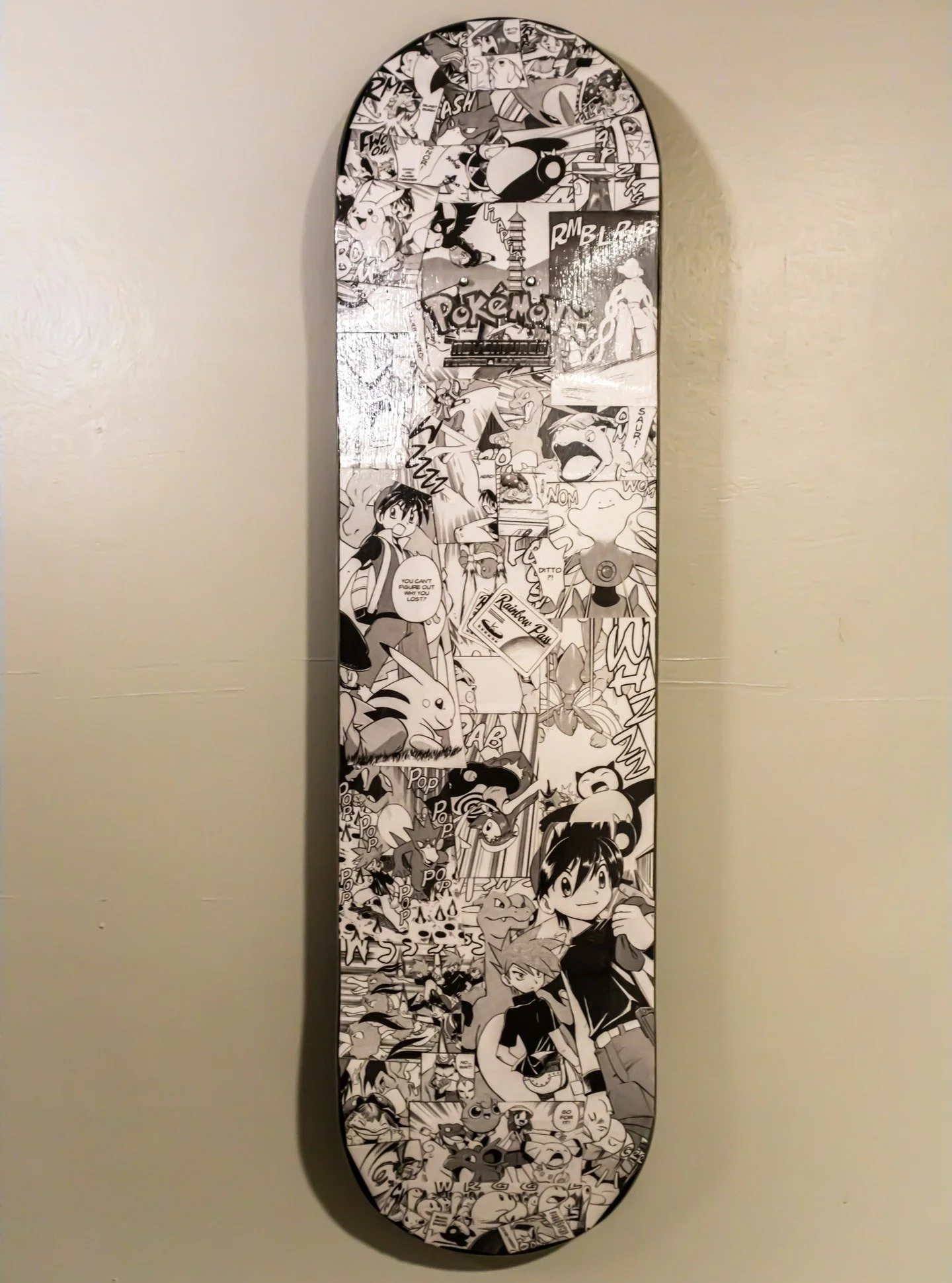 Pokemon Adventures 23 

Fire Red &amp; Leaf Green 01

Manga by Hidenori Kusaka &amp; Satoshi Yamamoto

Hand cut and laid on a new 8.0" wide skateboard.

Tag a friend that you would like to see have this deck!

Wall Mount: @arkorus.official 
📸: 