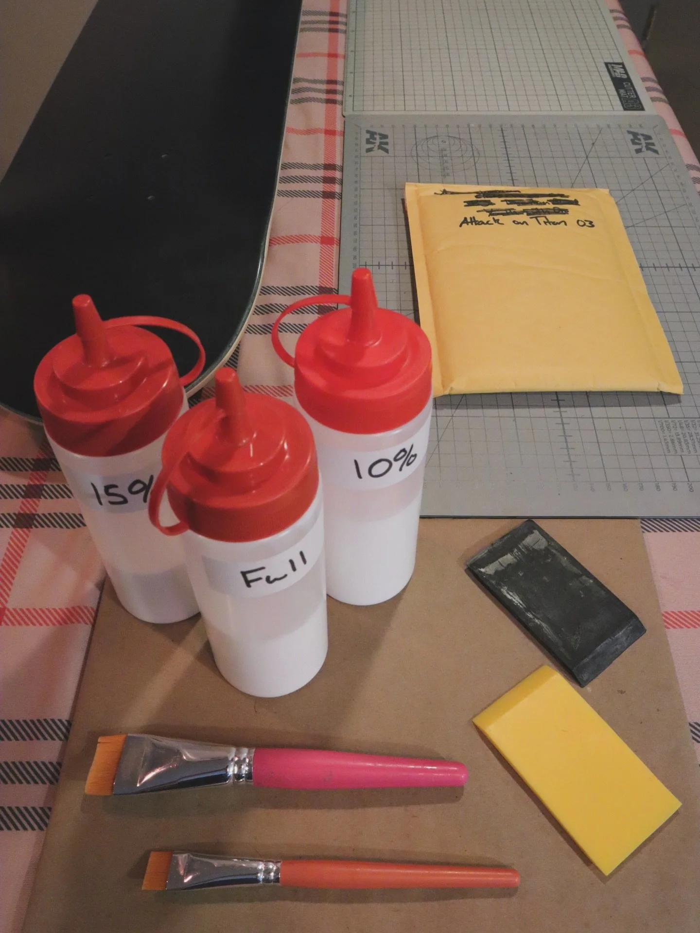 Putting in a ton of extra hours to get as many decks done as possible for @denvercardshows this coming weekend! Make sure you stop on by the @deebos_card_house booth to see everything that is on offer. I have almost 30 new decks that haven&rsquo;t be