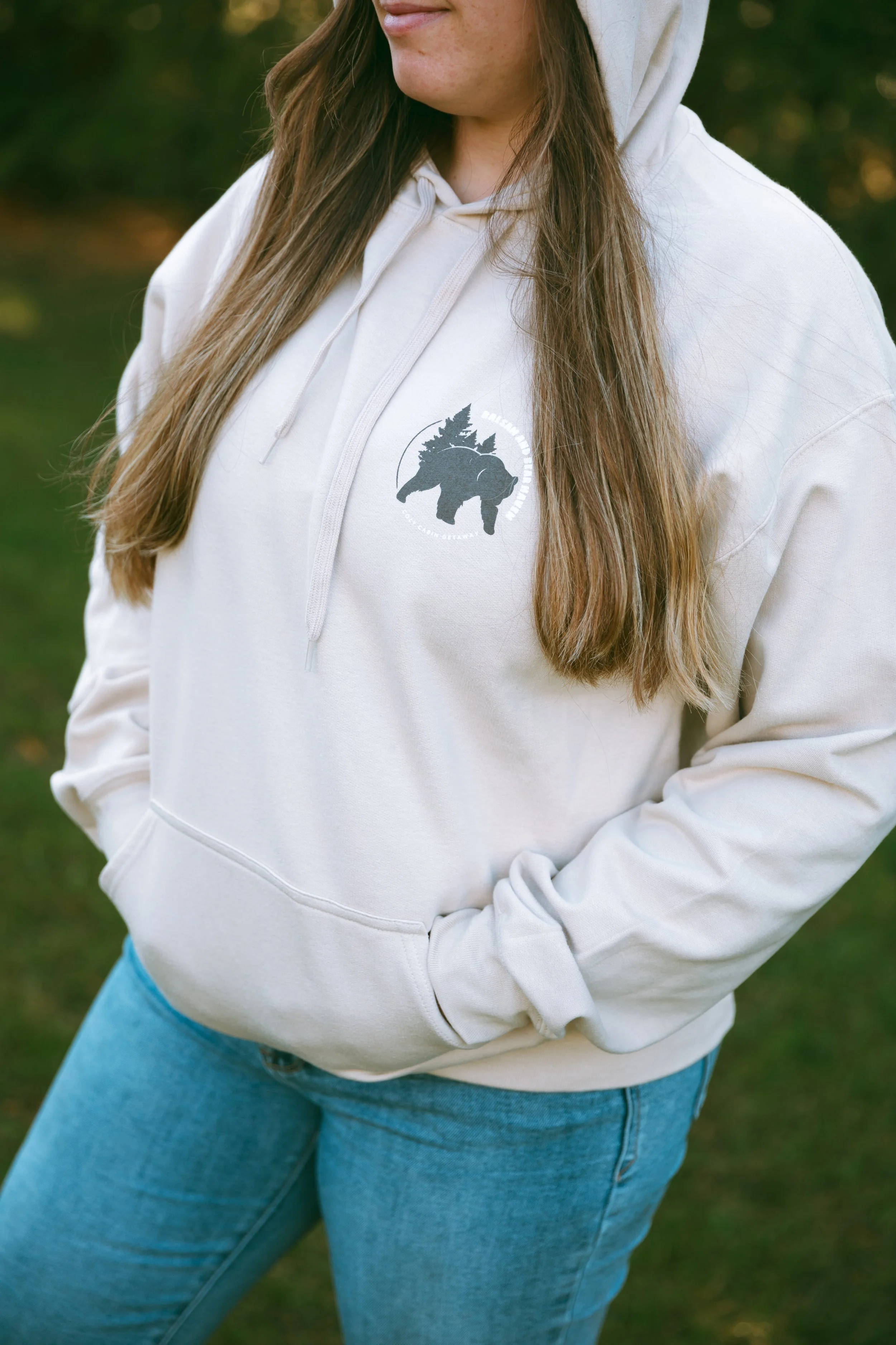 BEIGE SWEATER