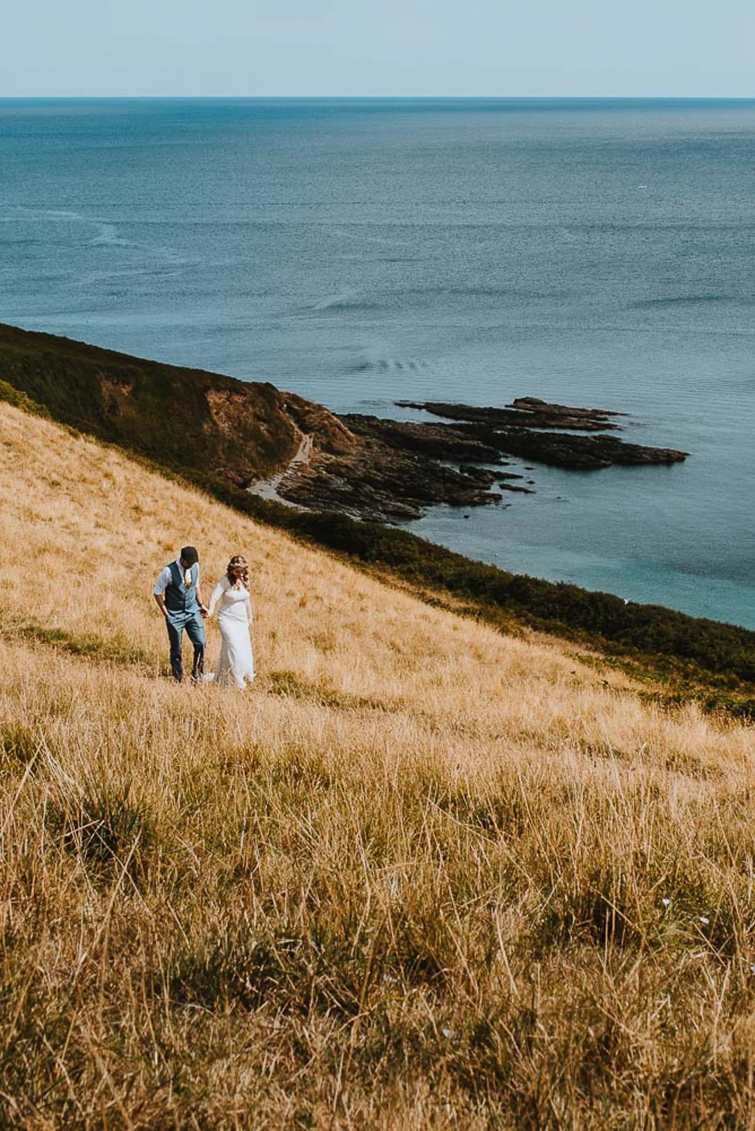 weddingvenuesincornwall_portraitformat_alexapoppe_1.jpg