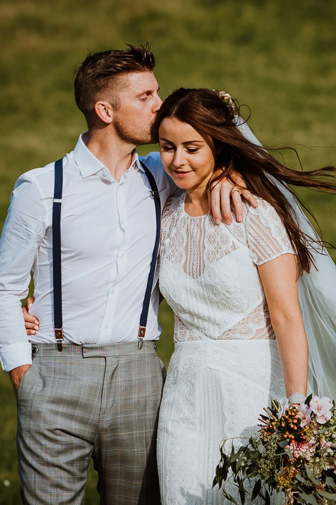weddingvenuesincornwall_portraitformat_alexapoppe_6.jpg